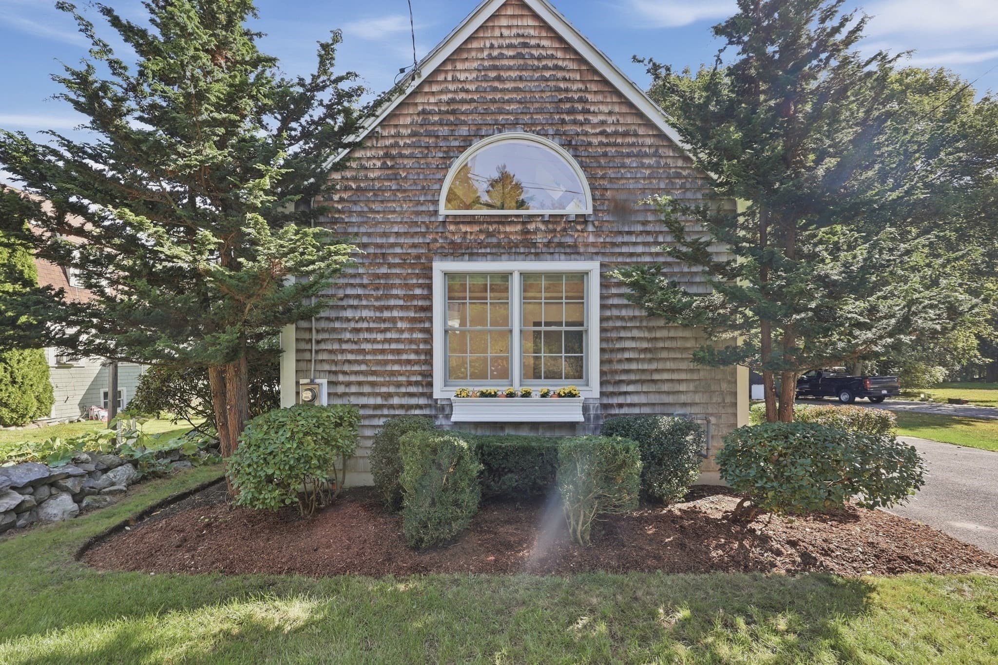 Single Family Residence at 14 Main Street, Newbury MA 01922, Newbury, photo 3 of 42