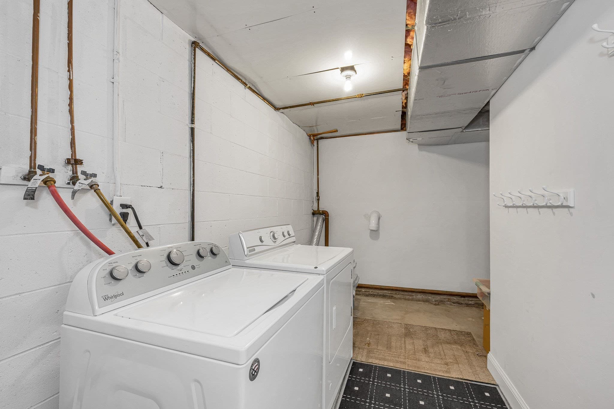 Condominium at 80 Smith Street # 3A, Lowell MA 01851, Lowell, photo 22 of 27