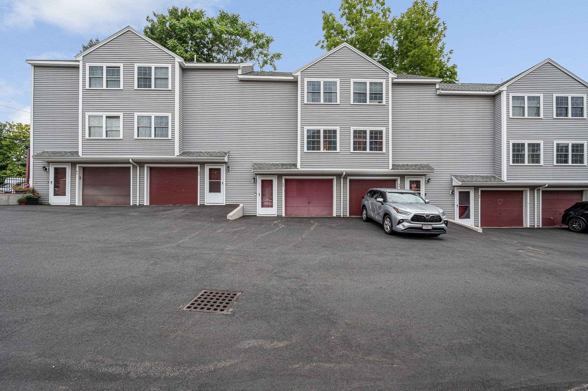 Condominium at 80 Smith Street # 3A, Lowell MA 01851, Lowell, photo 25 of 27