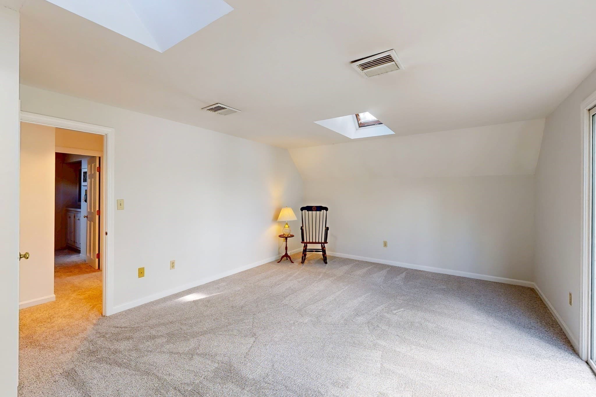 Single Family Residence at 12 Downey Pl, Hopkinton MA 01748, Hopkinton, photo 10 of 42