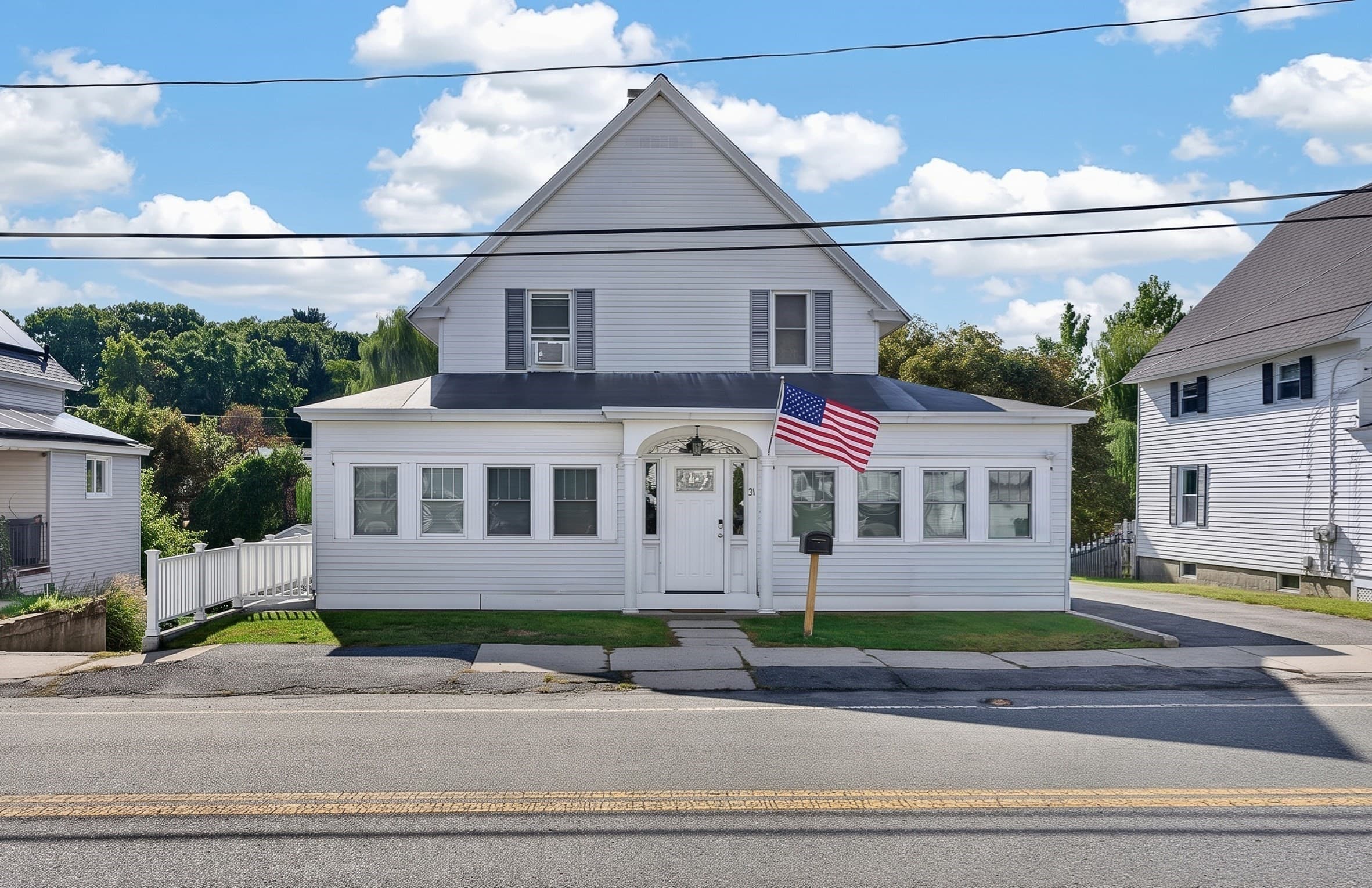 Single Family Residence at 31 Johnson St, Leominster MA 01453, Leominster, photo 2 of 31