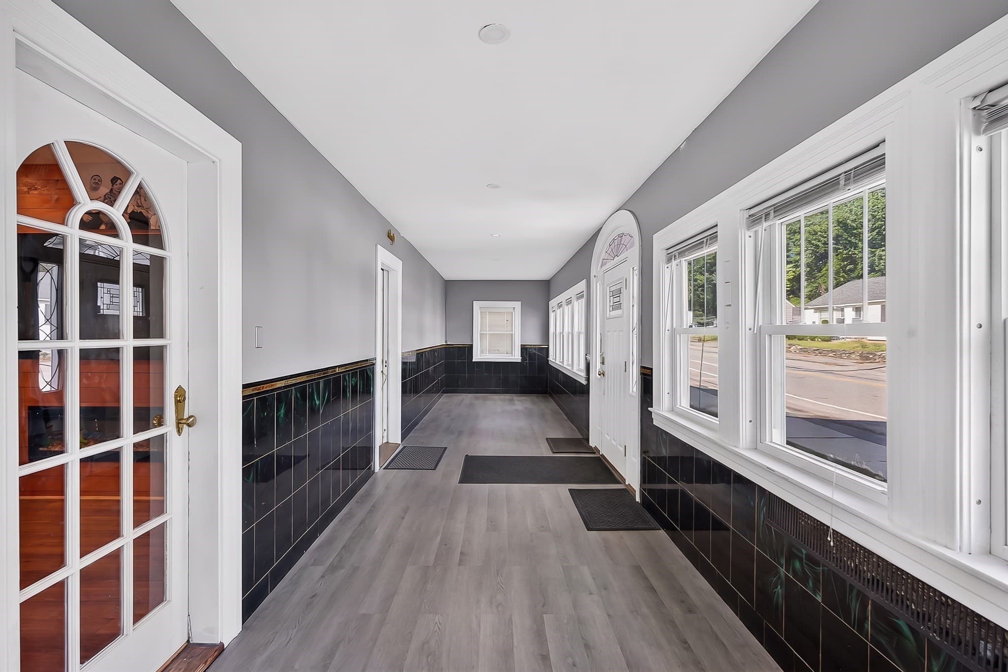 Single Family Residence at 31 Johnson St, Leominster MA 01453, Leominster, photo 11 of 31