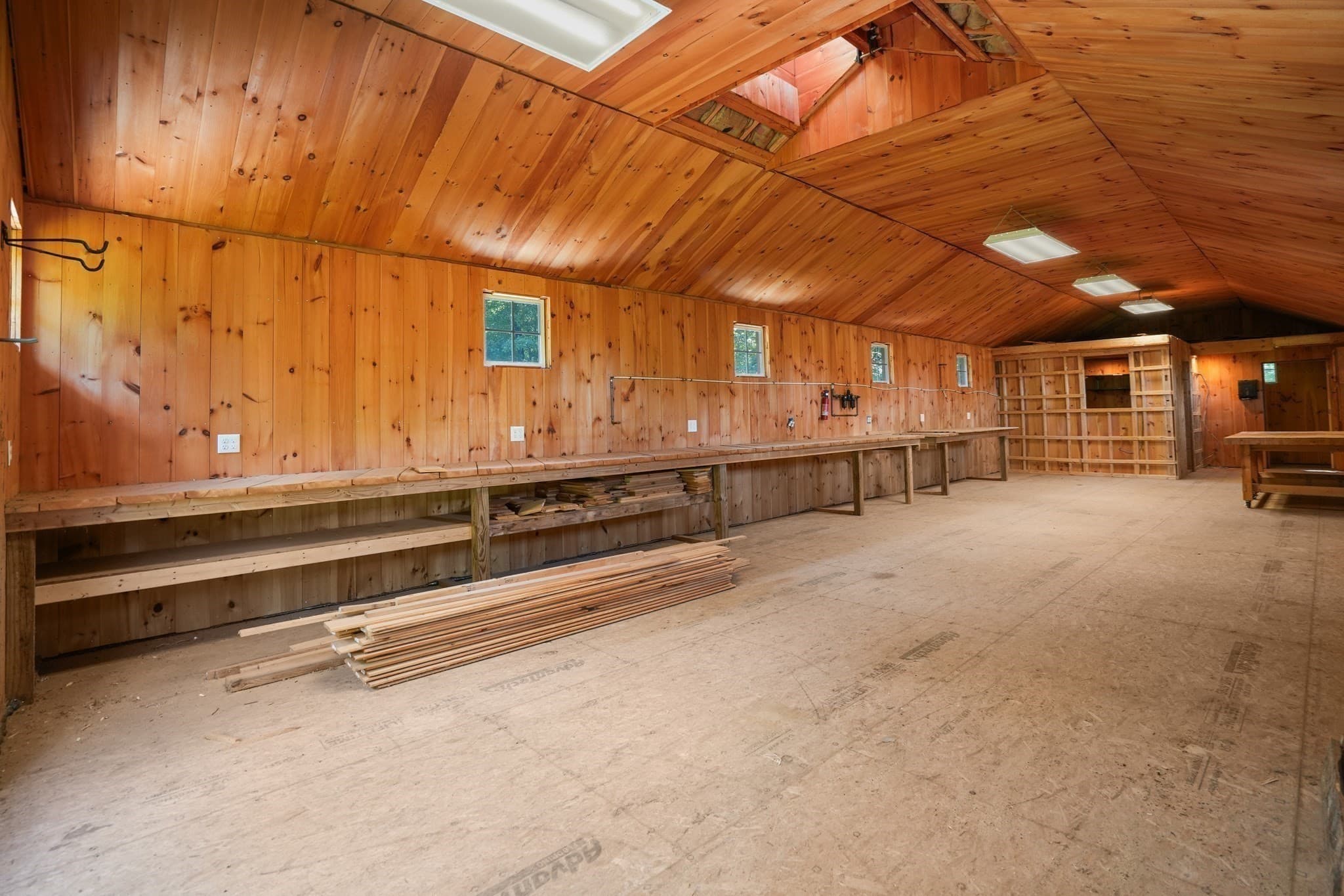 Single Family Residence at 86 Breakneck Rd, Sturbridge MA 01566, Sturbridge, photo 34 of 40