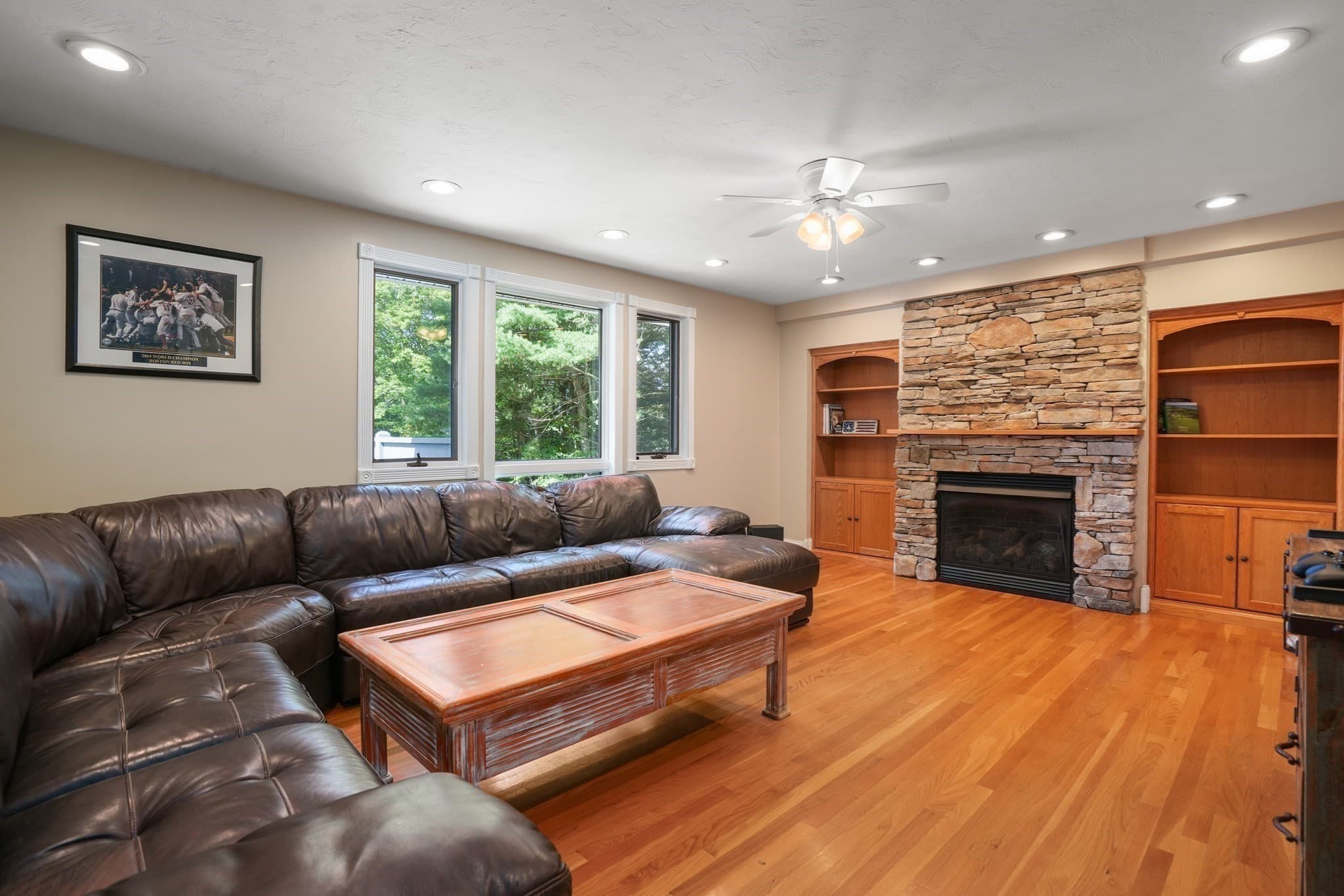 Single Family Residence at 86 Breakneck Rd, Sturbridge MA 01566, Sturbridge, photo 10 of 40