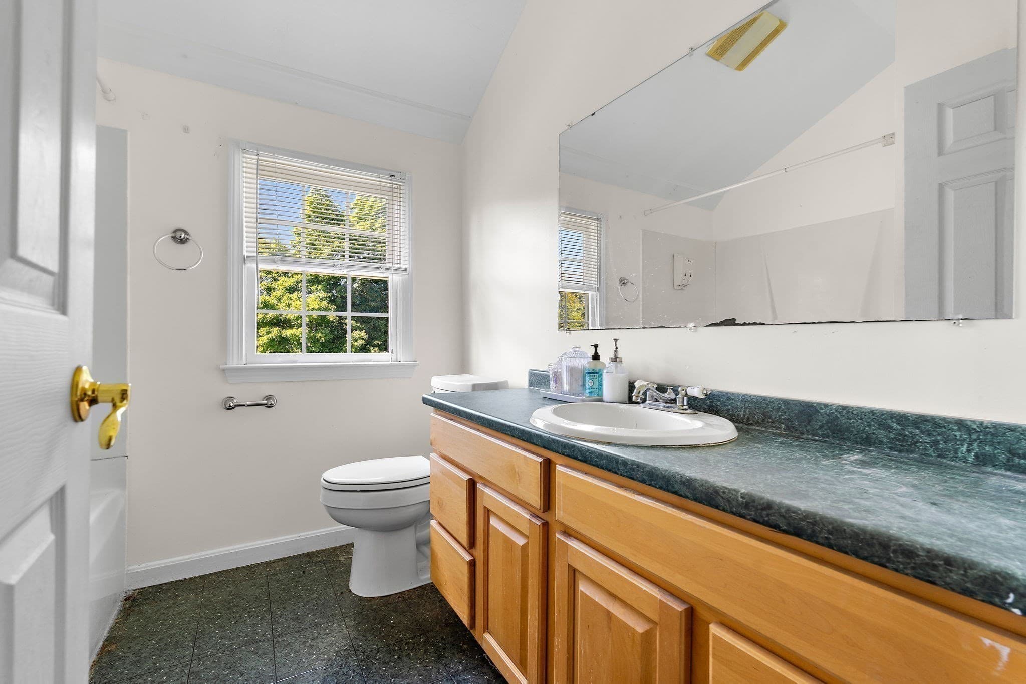 Single Family Residence at 28 Farmington Drive, Shrewsbury MA 01545, Shrewsbury, photo 32 of 41