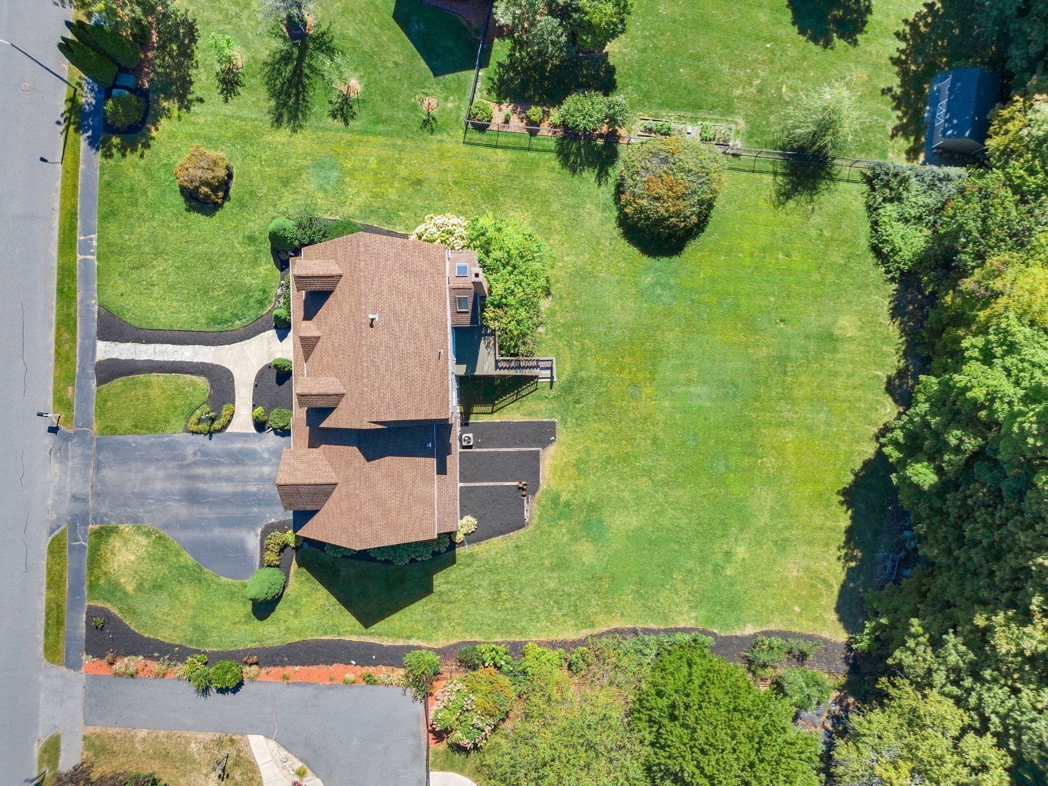 Single Family Residence at 28 Farmington Drive, Shrewsbury MA 01545, Shrewsbury, photo 39 of 41