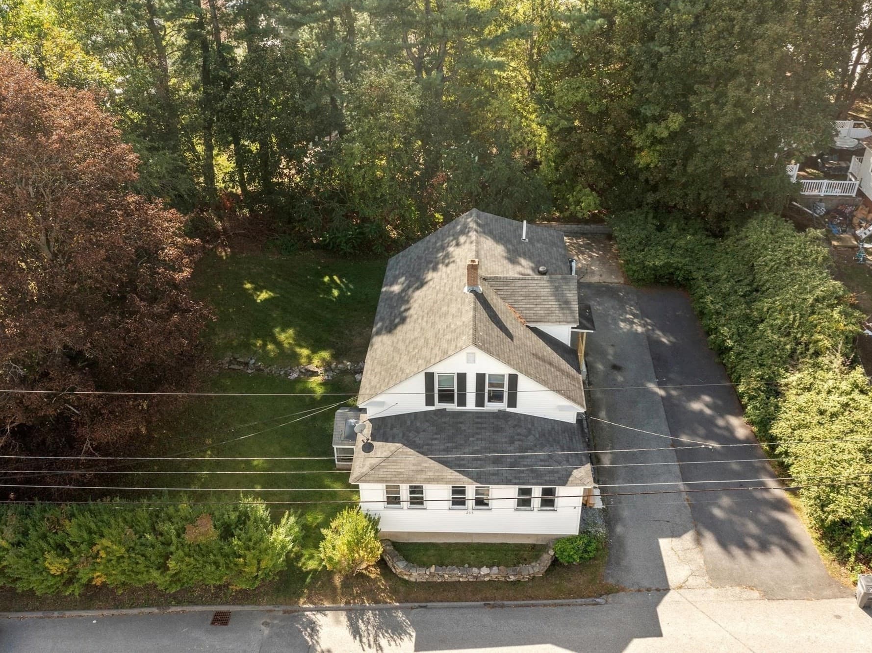 2 Family - 2 Units Up/Down at 255 Greenwood St, Gardner MA 01440, Gardner, photo 2 of 33
