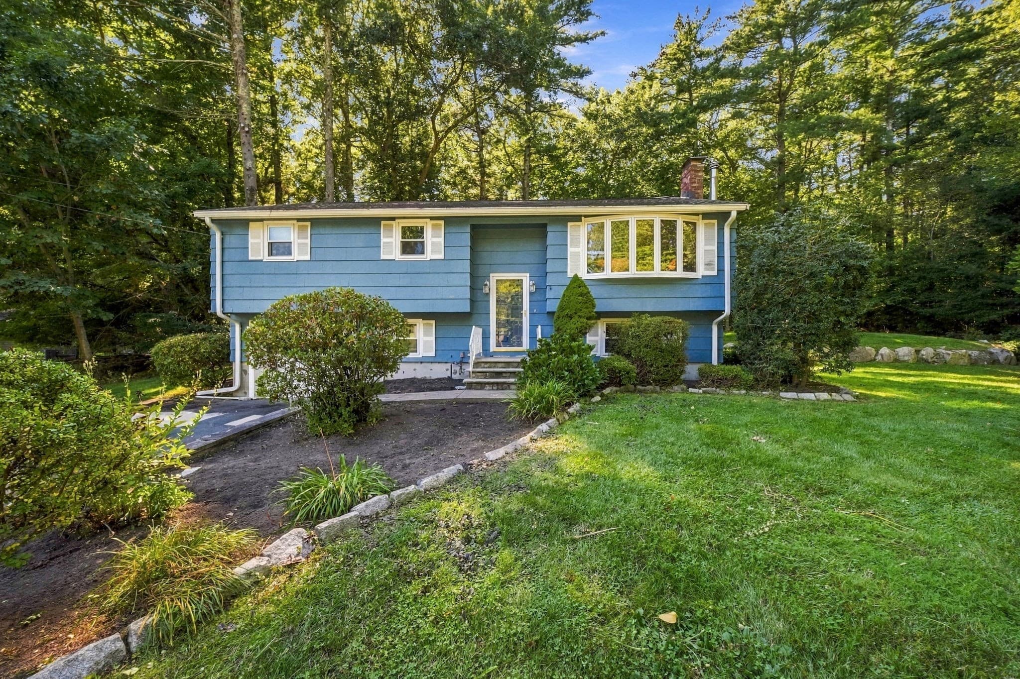 7 Olde Farm Rd, Easton MA 02375