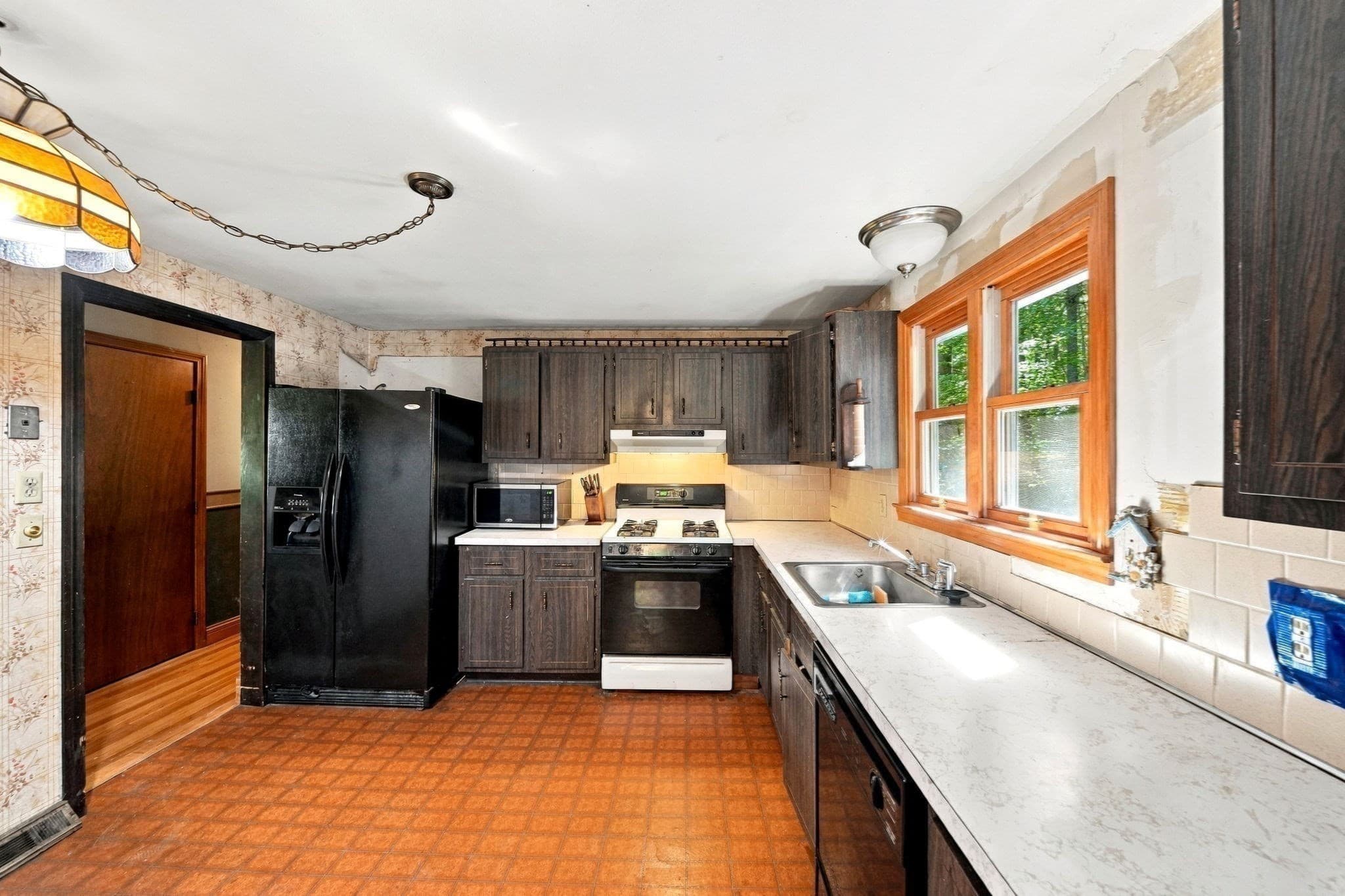 Single Family Residence at 7 Olde Farm Rd, Easton MA 02375, Easton, photo 11 of 35