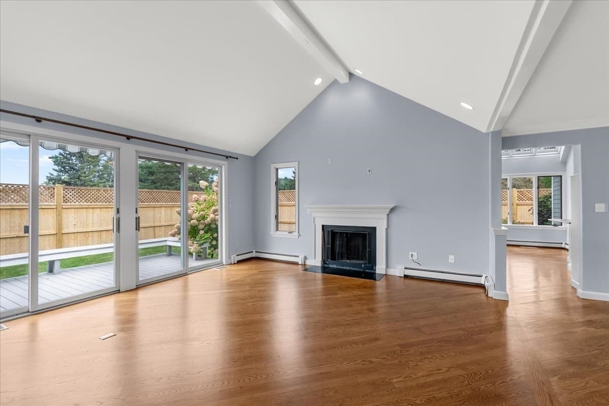 Condominium at 10 Floret Cir # 10, Hingham MA 02043, Hingham, photo 9 of 39