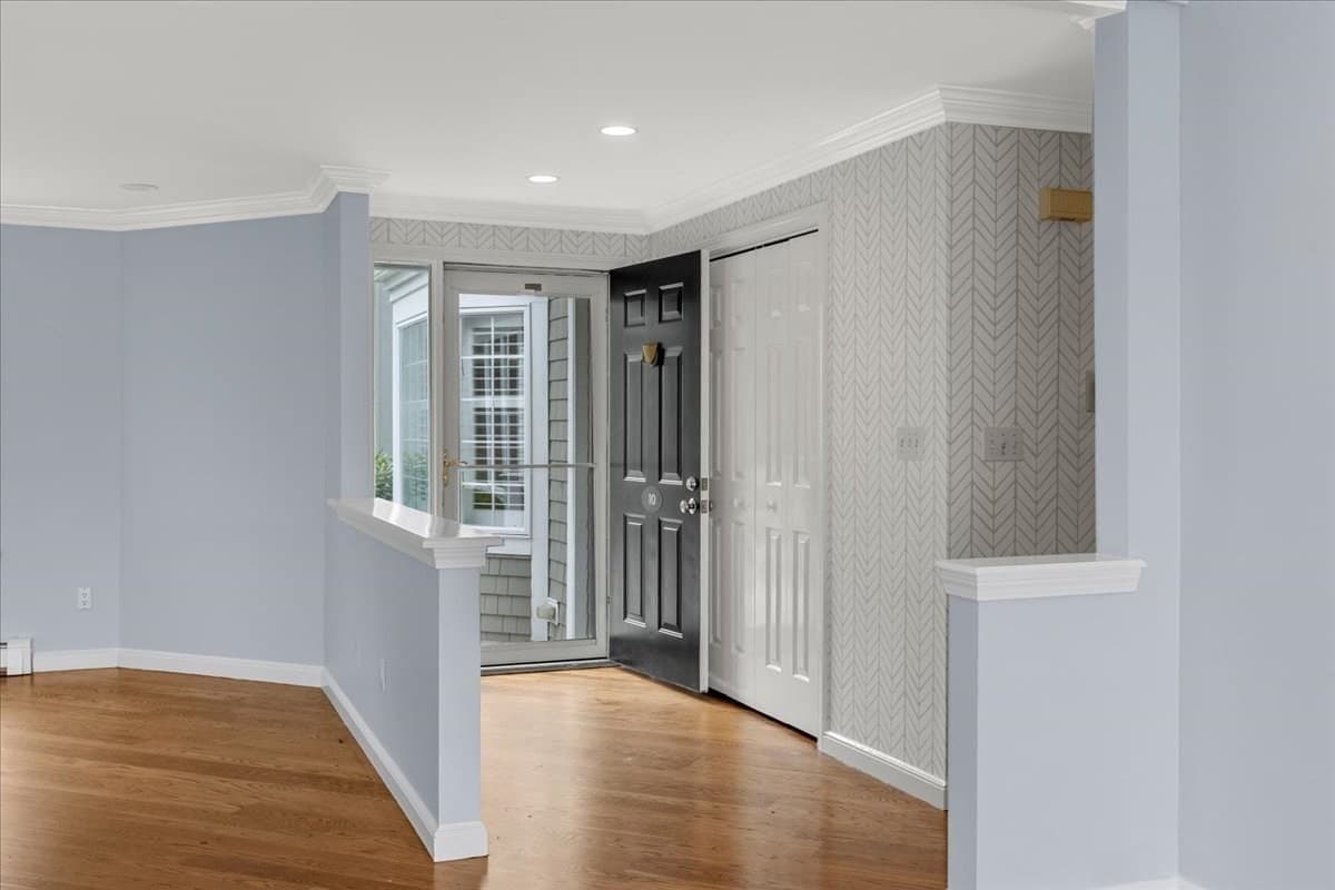 Condominium at 10 Floret Cir # 10, Hingham MA 02043, Hingham, photo 14 of 39