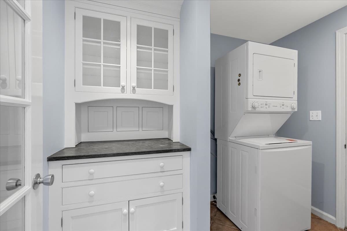 Condominium at 10 Floret Cir # 10, Hingham MA 02043, Hingham, photo 15 of 39