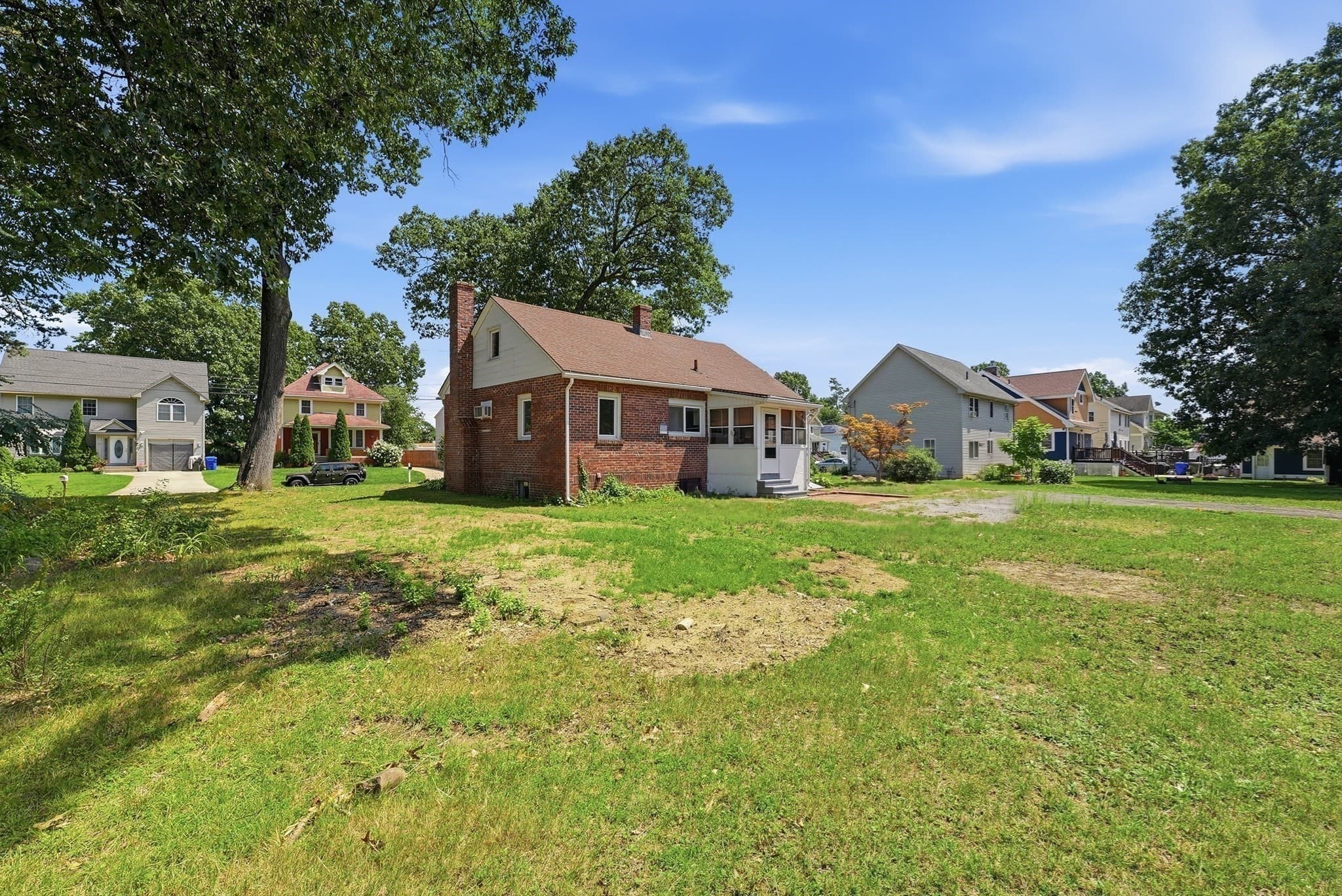 Single Family Residence at 78 Wollaston St, Springfield MA 01119, Springfield, photo 32 of 36