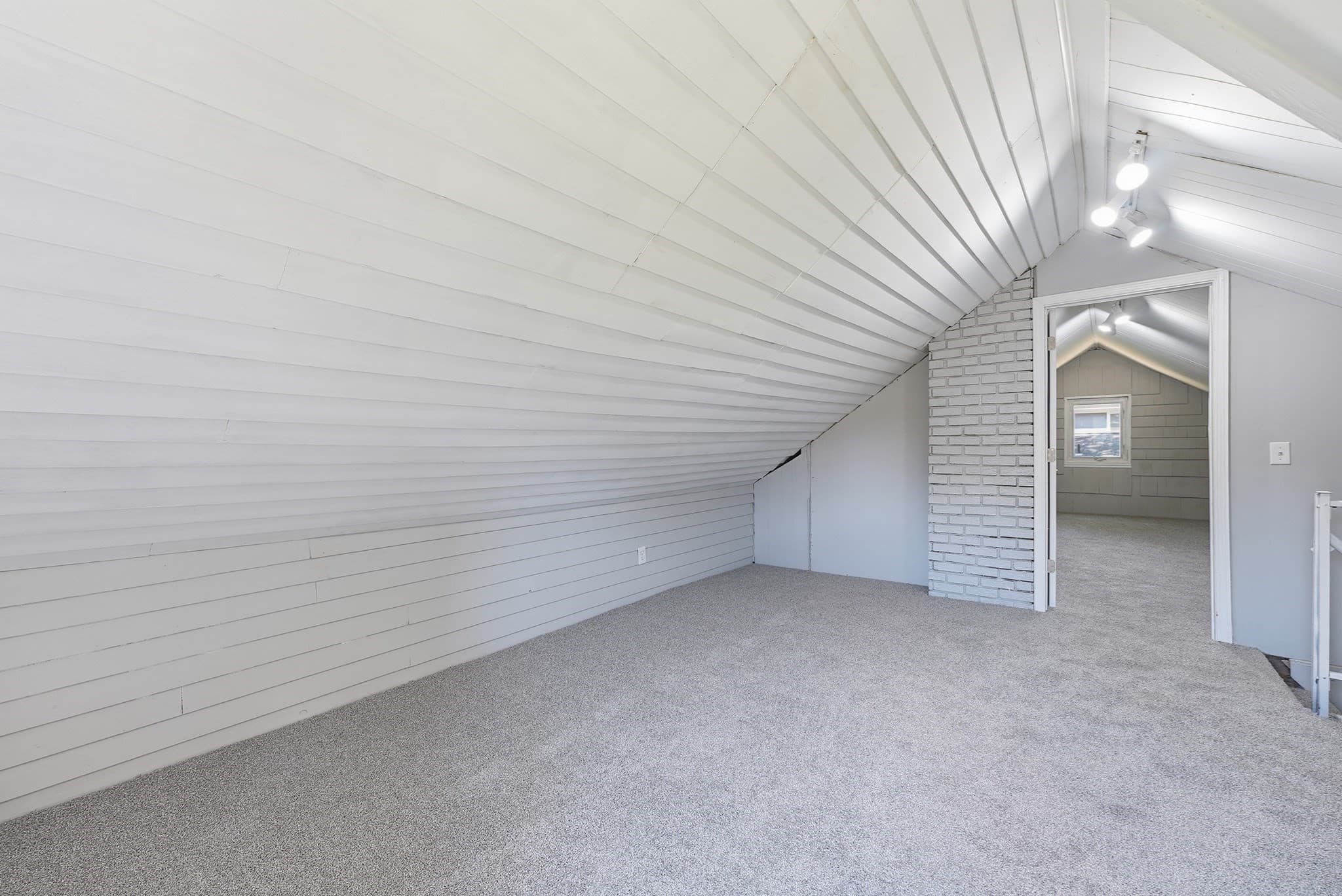 Single Family Residence at 78 Wollaston St, Springfield MA 01119, Springfield, photo 24 of 36
