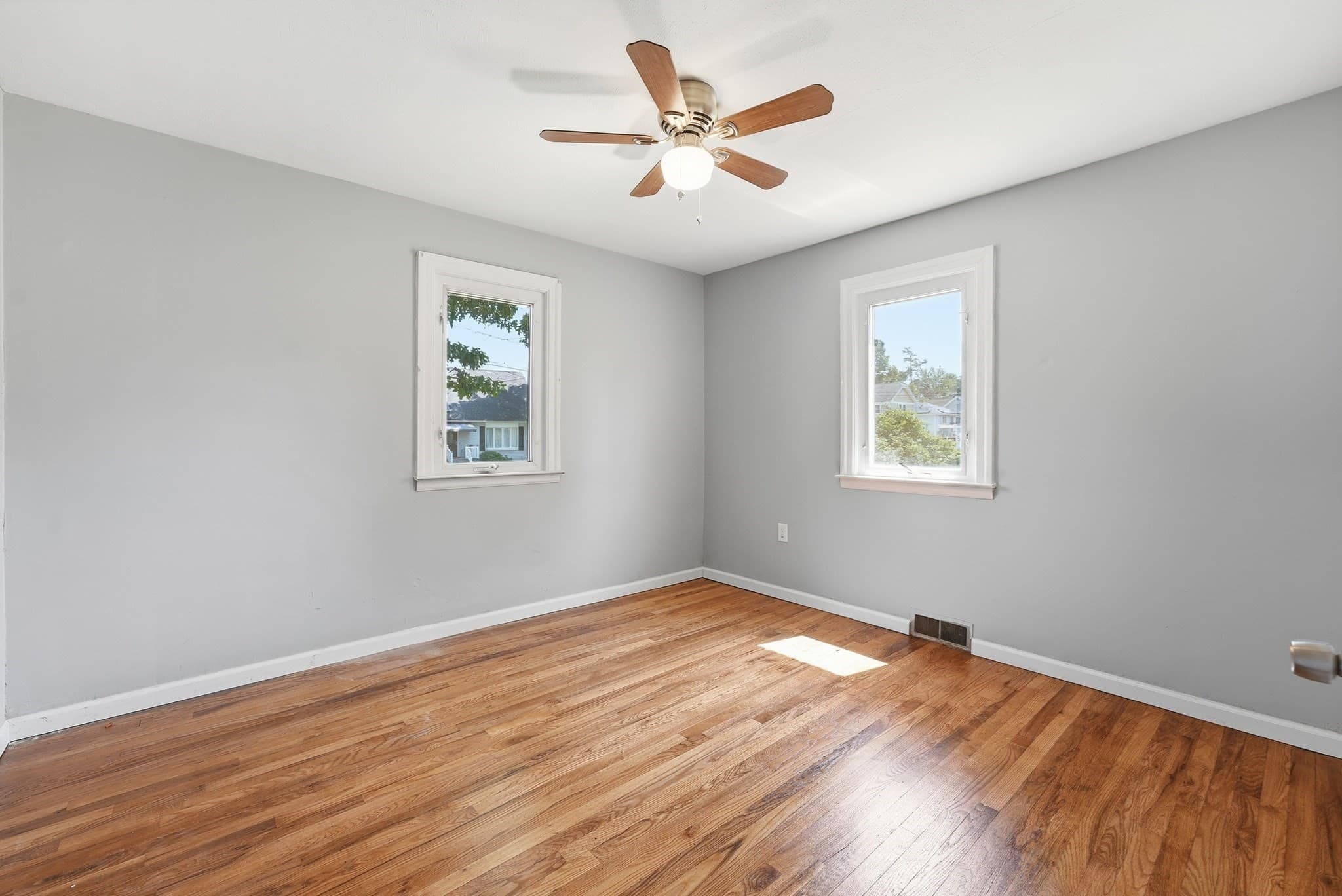 Single Family Residence at 78 Wollaston St, Springfield MA 01119, Springfield, photo 15 of 36