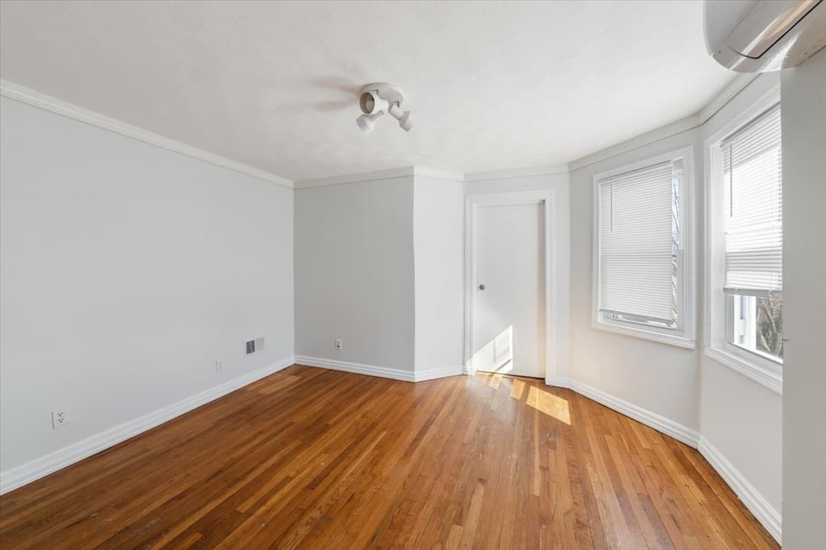 Multi Family at 528 Ferry St, Everett MA 02149, Everett, photo 13 of 29