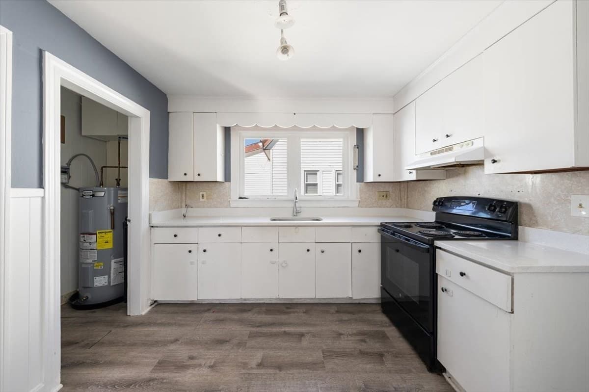Multi Family at 528 Ferry St, Everett MA 02149, Everett, photo 22 of 29