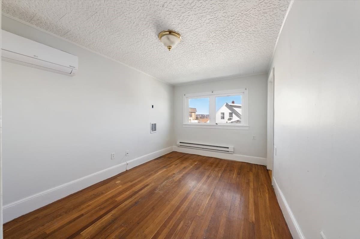 Multi Family at 528 Ferry St, Everett MA 02149, Everett, photo 18 of 29