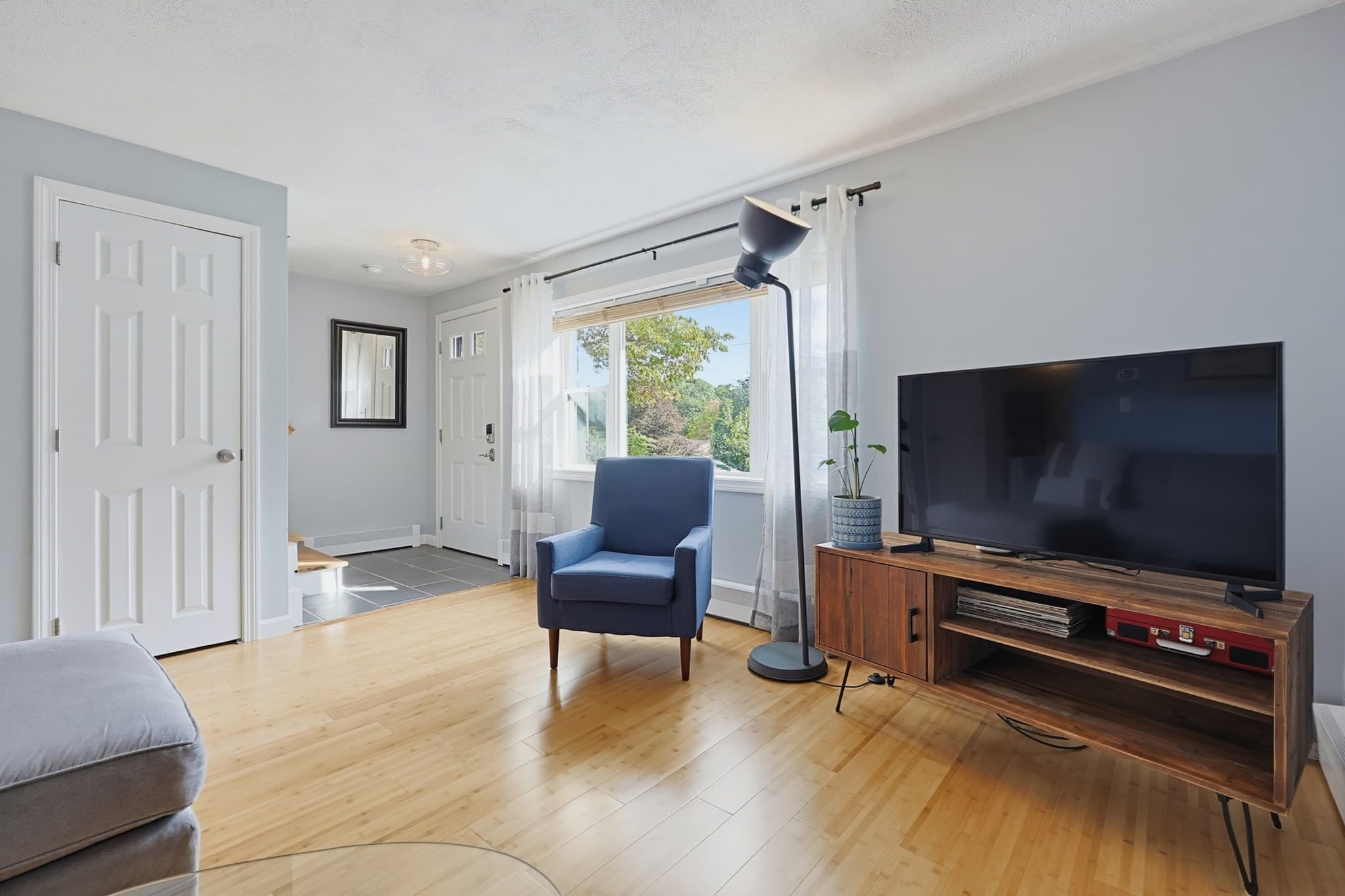 Condominium at 152 E. Bacon St. # D5, Plainville MA 02762, Plainville, photo 7 of 35