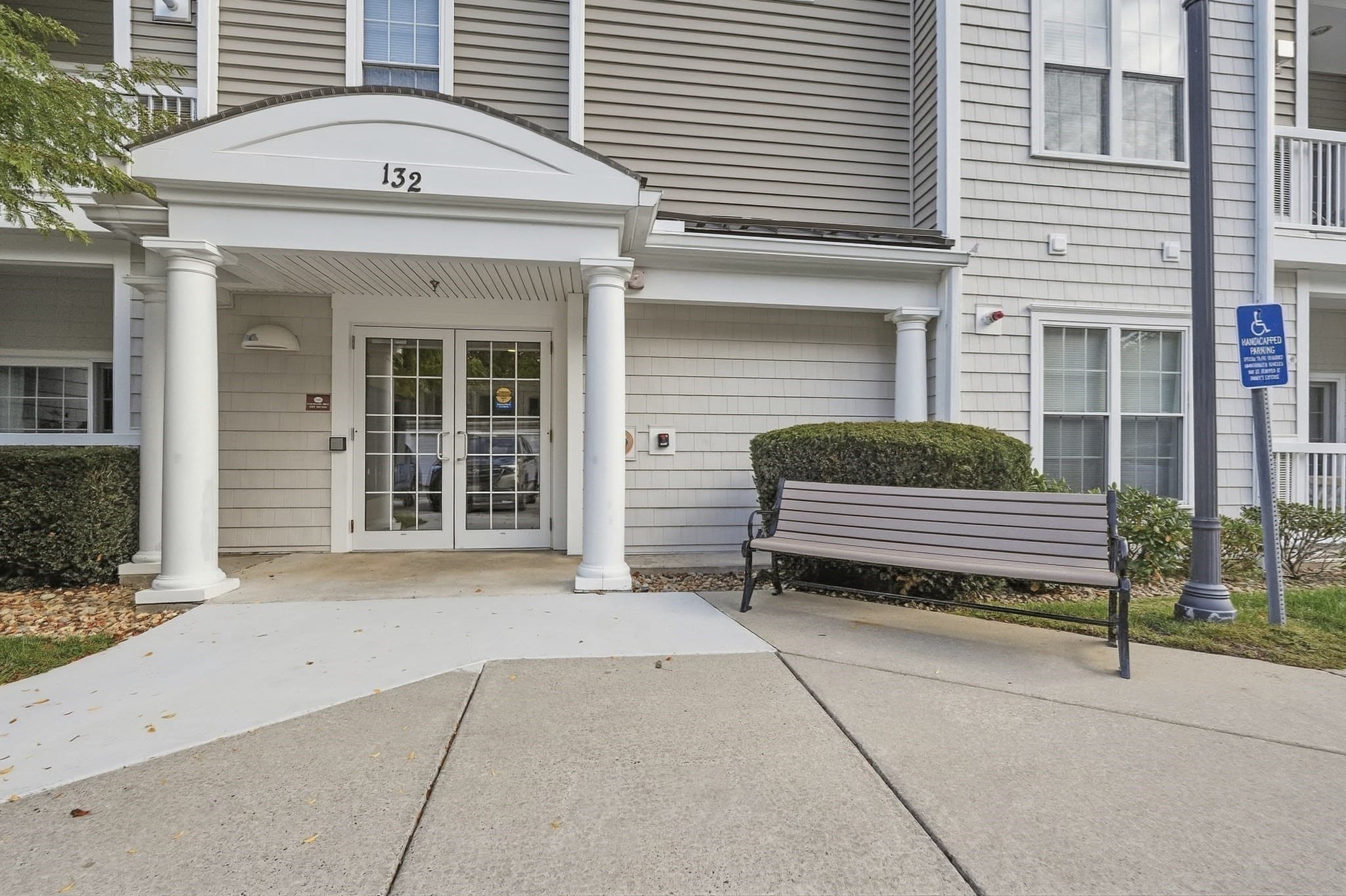 Condominium at 132 Clocktower Dr # 203, Waltham MA 02452, Waltham, photo 2 of 24
