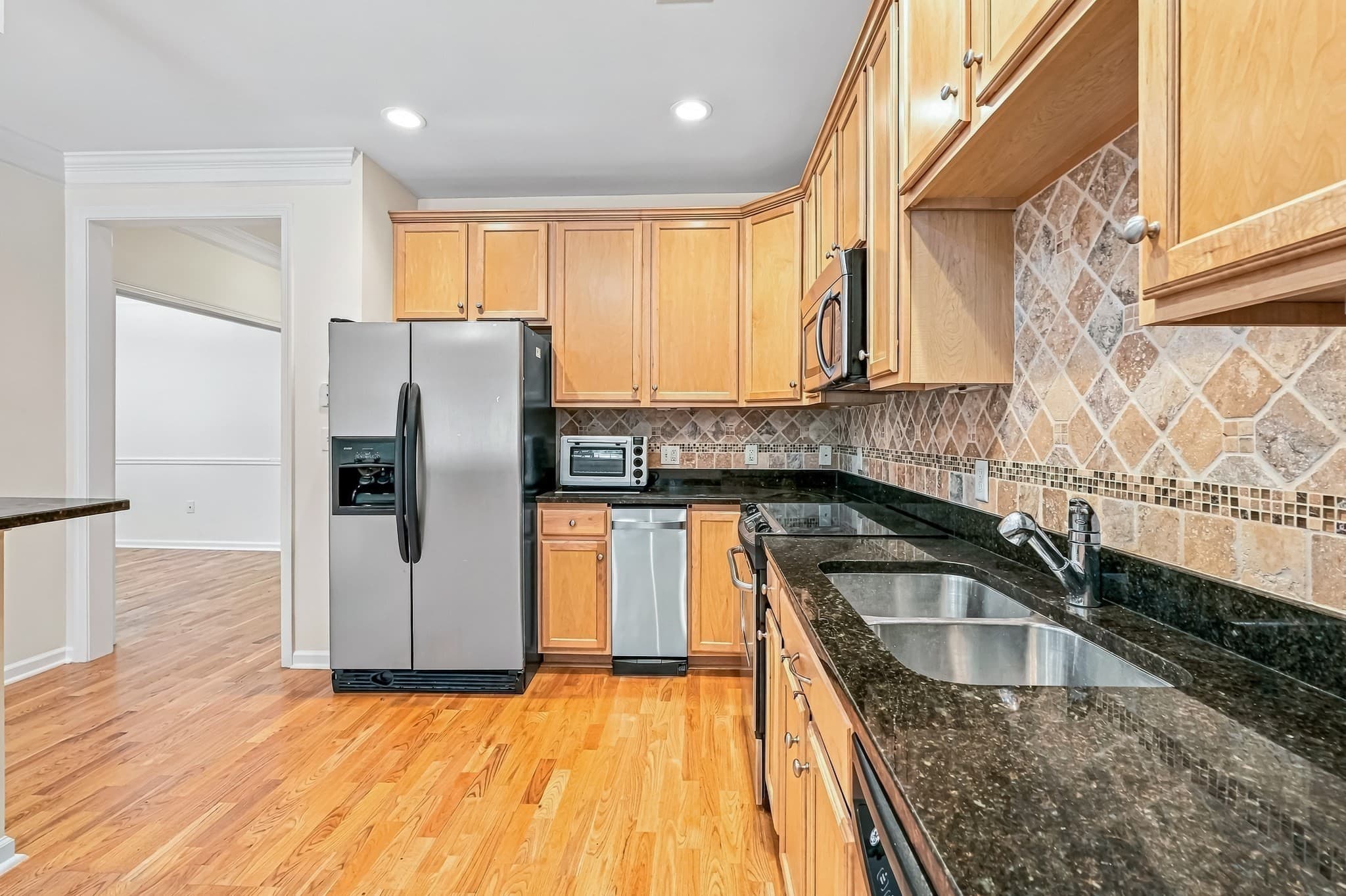 Condominium at 132 Clocktower Dr # 203, Waltham MA 02452, Waltham, photo 5 of 24