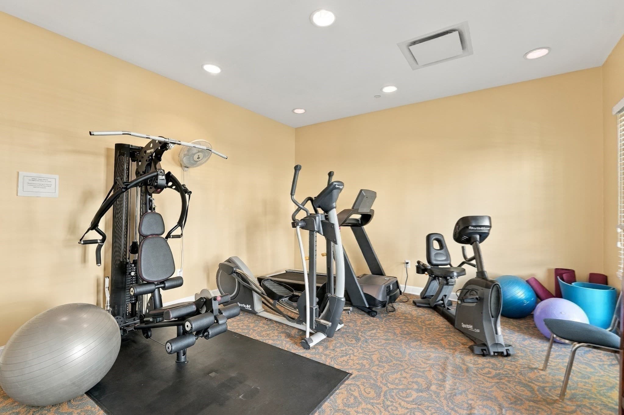Condominium at 132 Clocktower Dr # 203, Waltham MA 02452, Waltham, photo 20 of 24