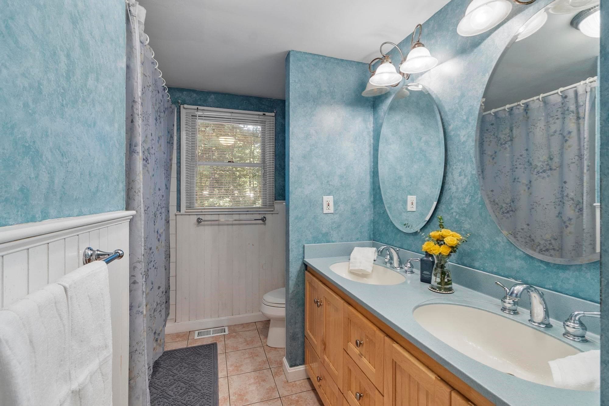 Single Family Residence at 405 Salem Street, Wilmington MA 01887, Wilmington, photo 16 of 42