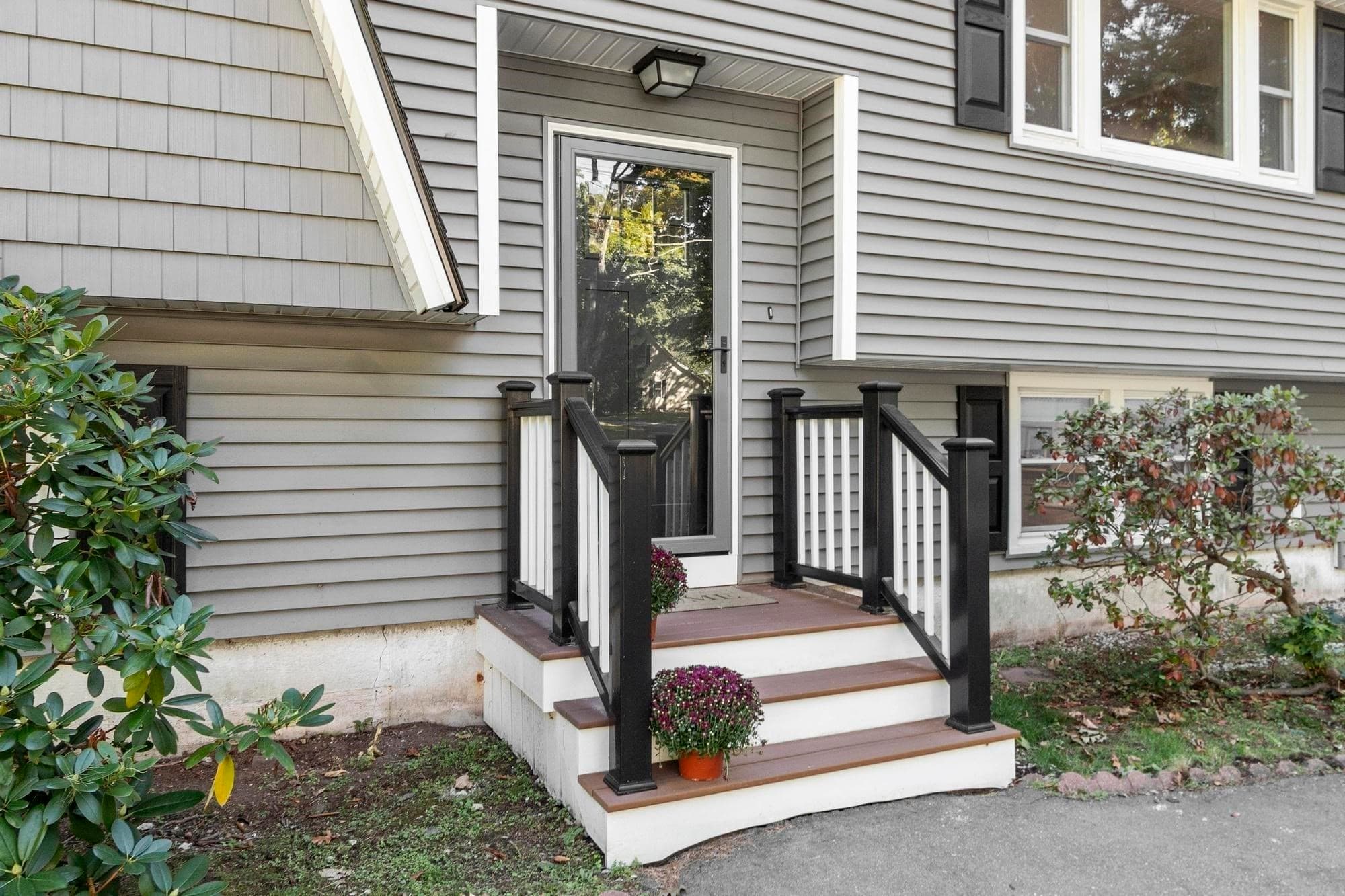 Single Family Residence at 405 Salem Street, Wilmington MA 01887, Wilmington, photo 3 of 42