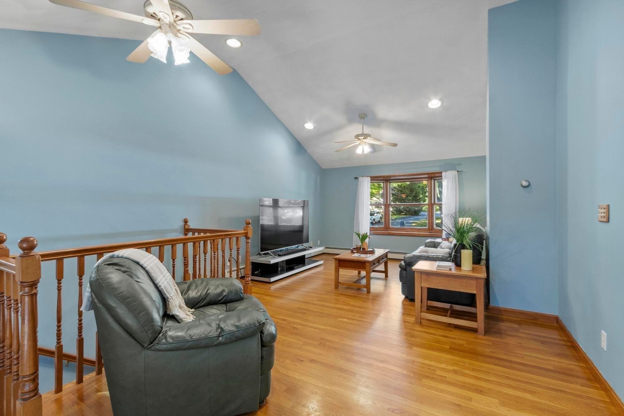 Single Family Residence at 405 Salem Street, Wilmington MA 01887, Wilmington, photo 8 of 42