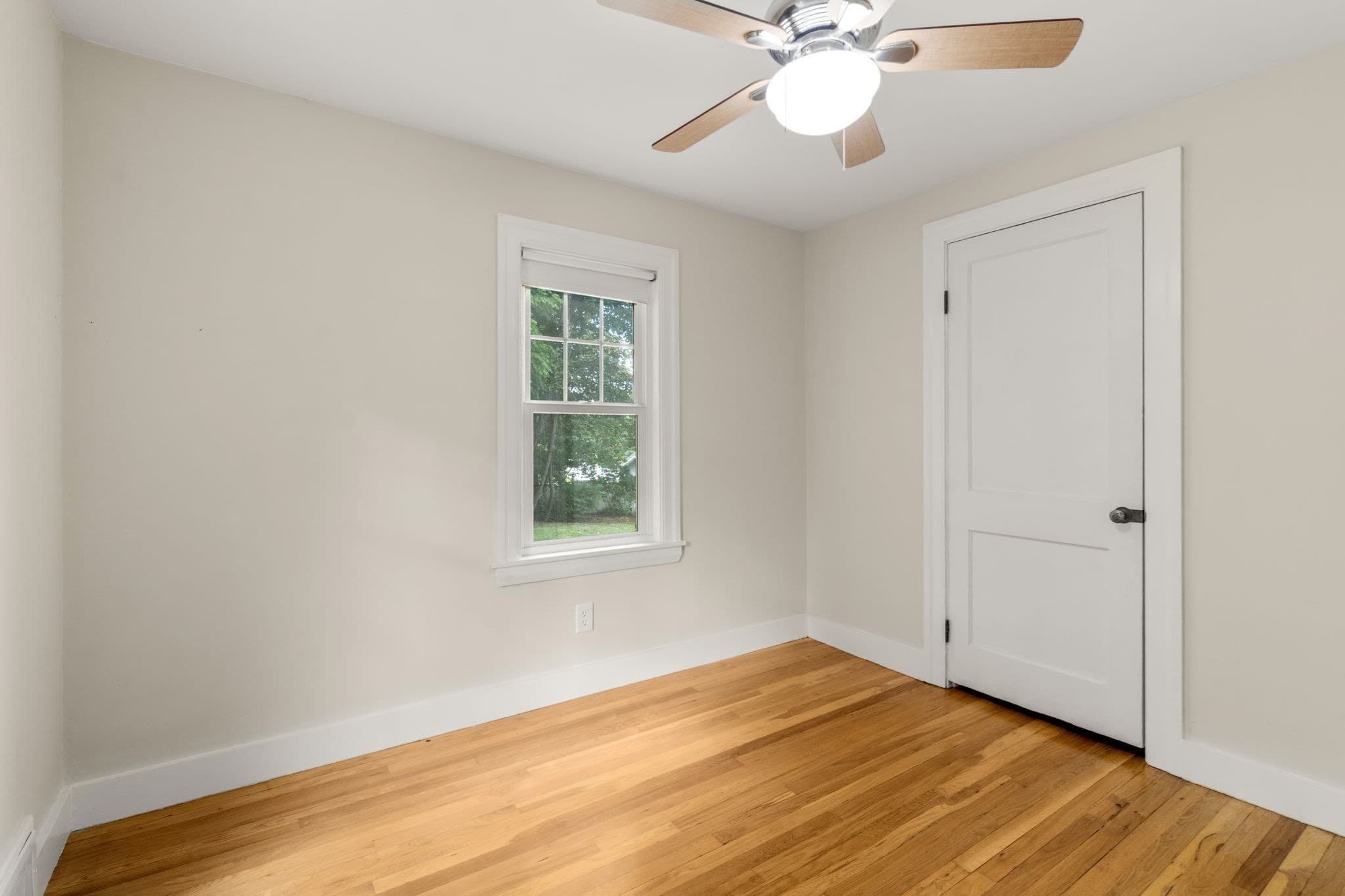 Single Family Residence at 202 Essex St, Marlborough MA 01752, Marlborough, photo 15 of 32