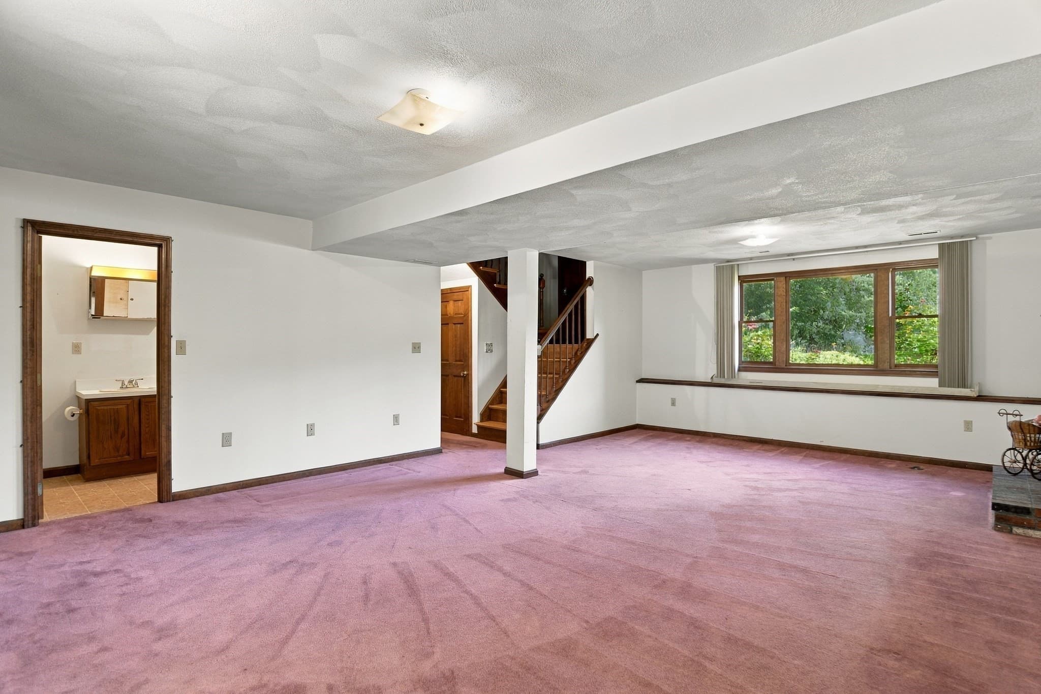 Single Family Residence at 2 Clifford Road, Burlington MA 01803, Burlington, photo 18 of 42
