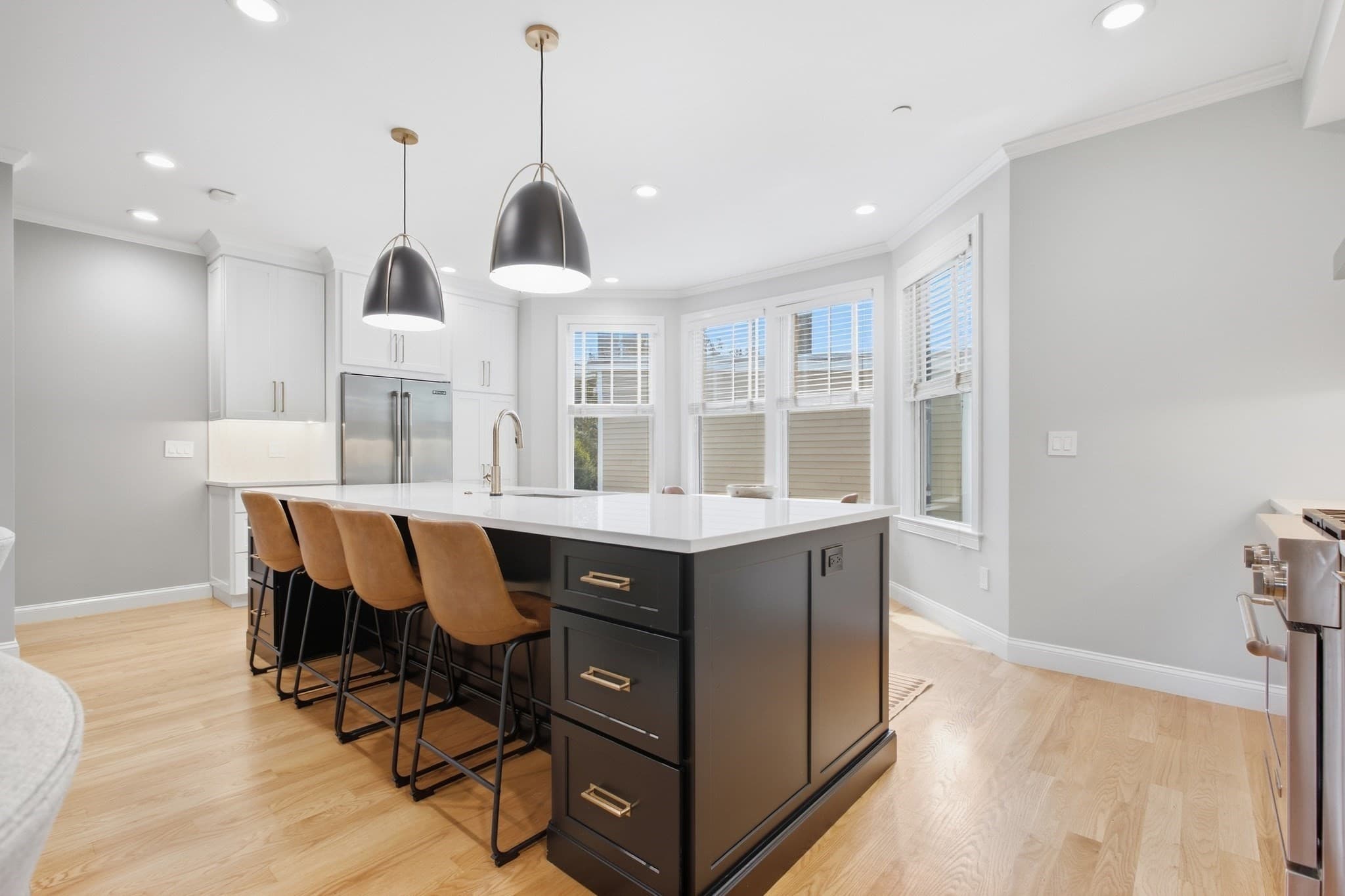 Single Family Residence at 11 Woods Place, Boston MA 02129, Boston, photo 5 of 35