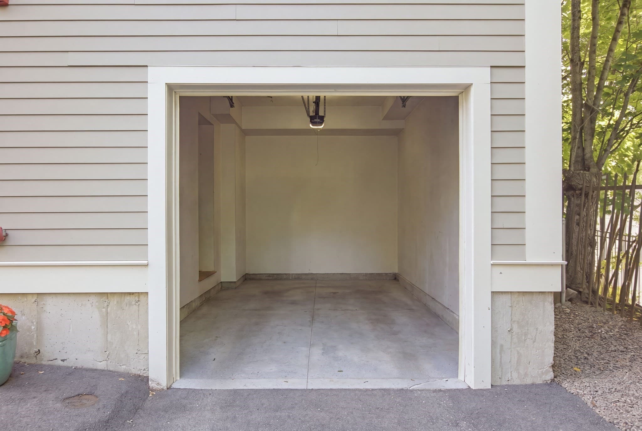 Single Family Residence at 11 Woods Place, Boston MA 02129, Boston, photo 33 of 35