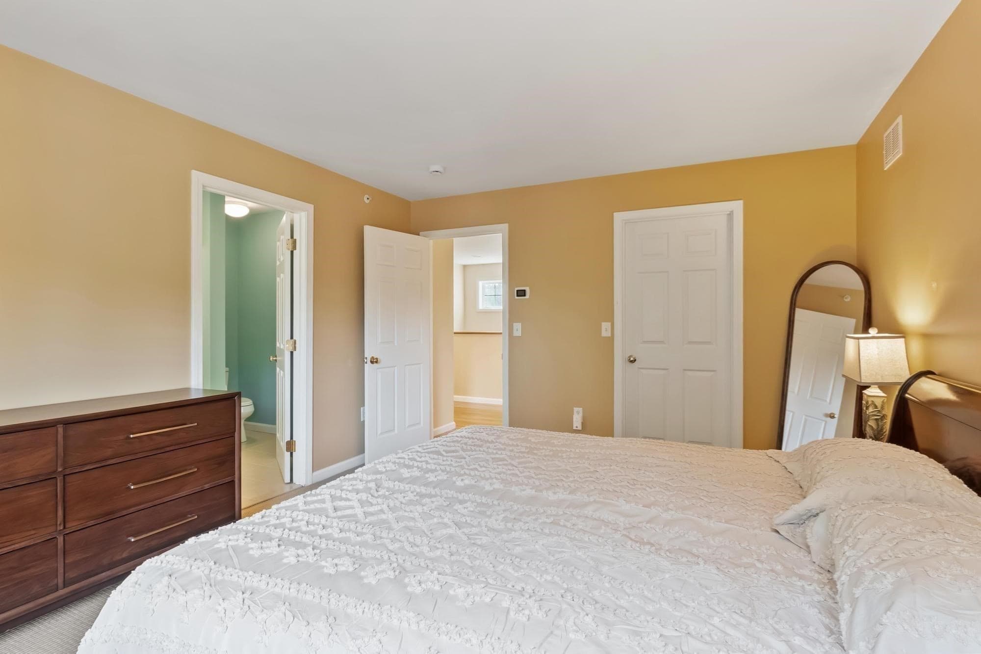 Condominium at 3 Robert Cir # 3, Grafton MA 01536, Grafton, photo 22 of 40