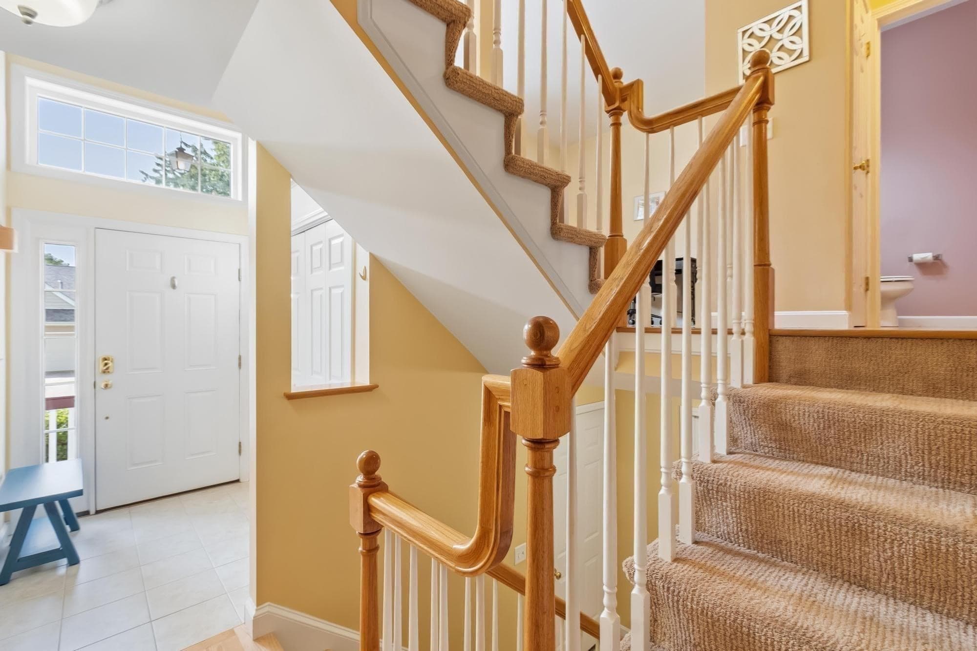Condominium at 3 Robert Cir # 3, Grafton MA 01536, Grafton, photo 7 of 40