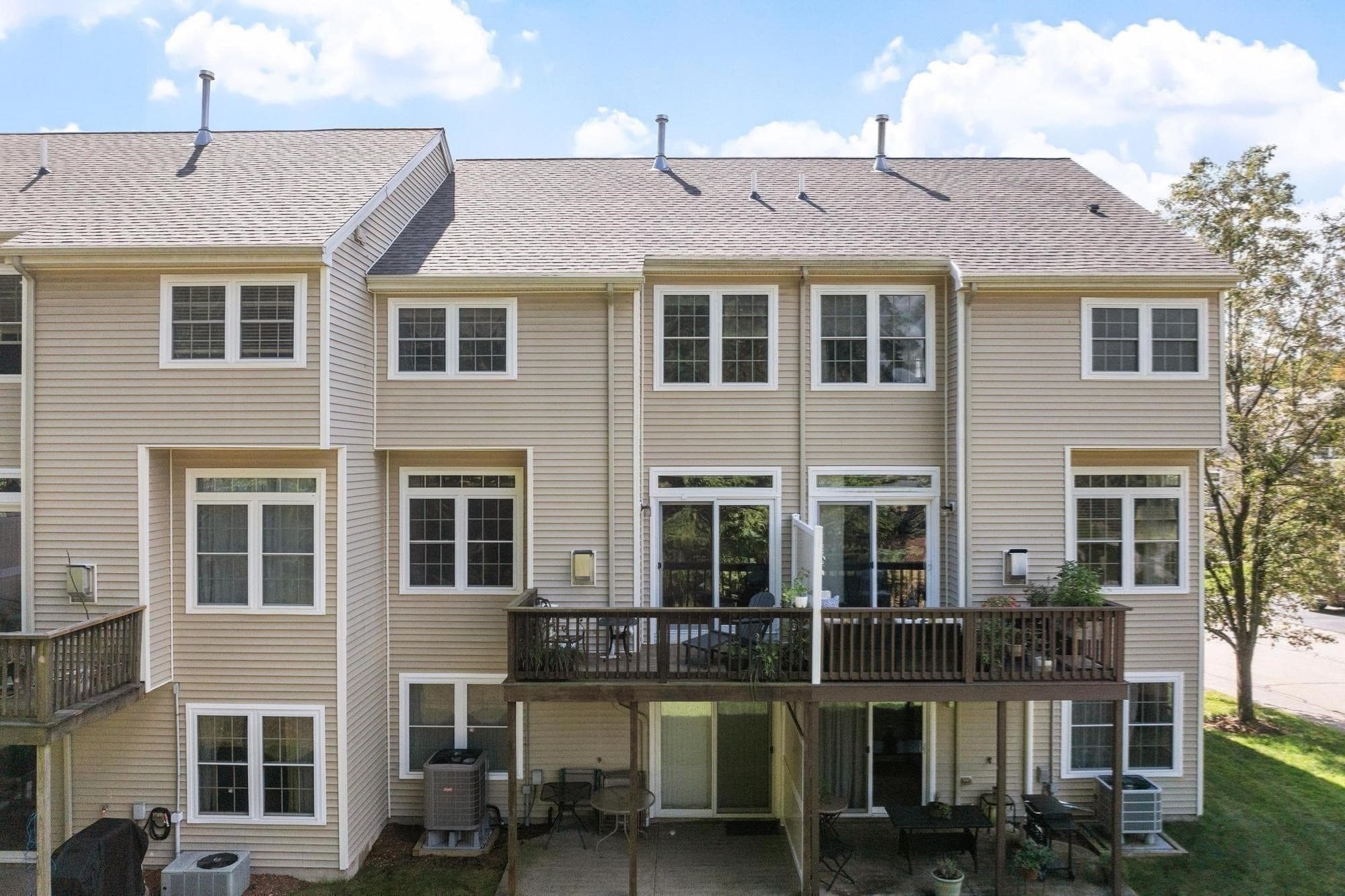 Condominium at 3 Robert Cir # 3, Grafton MA 01536, Grafton, photo 34 of 40