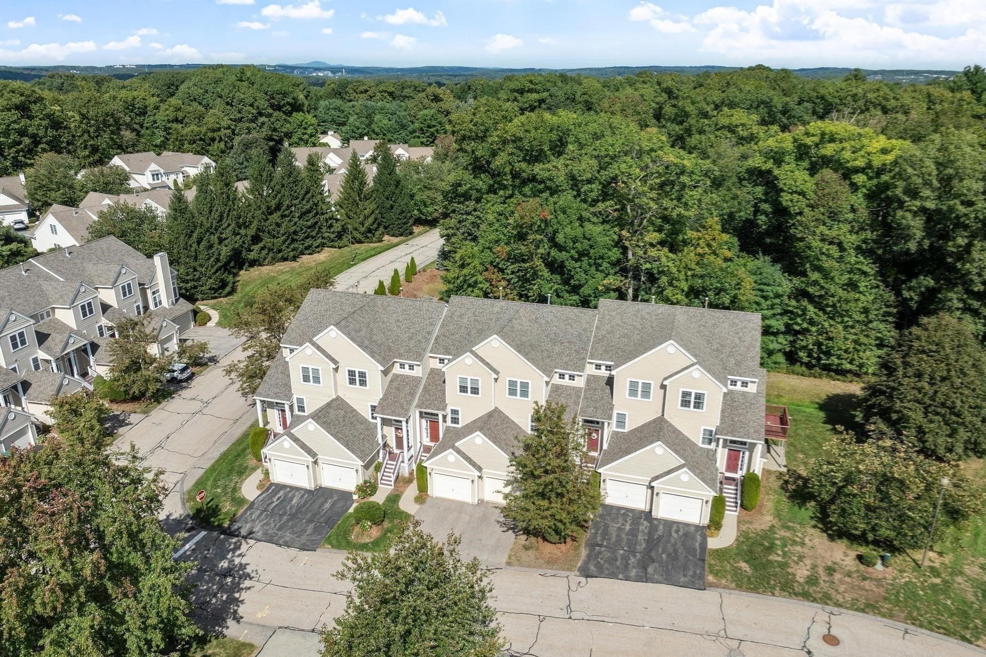 Condominium at 3 Robert Cir # 3, Grafton MA 01536, Grafton, photo 33 of 40