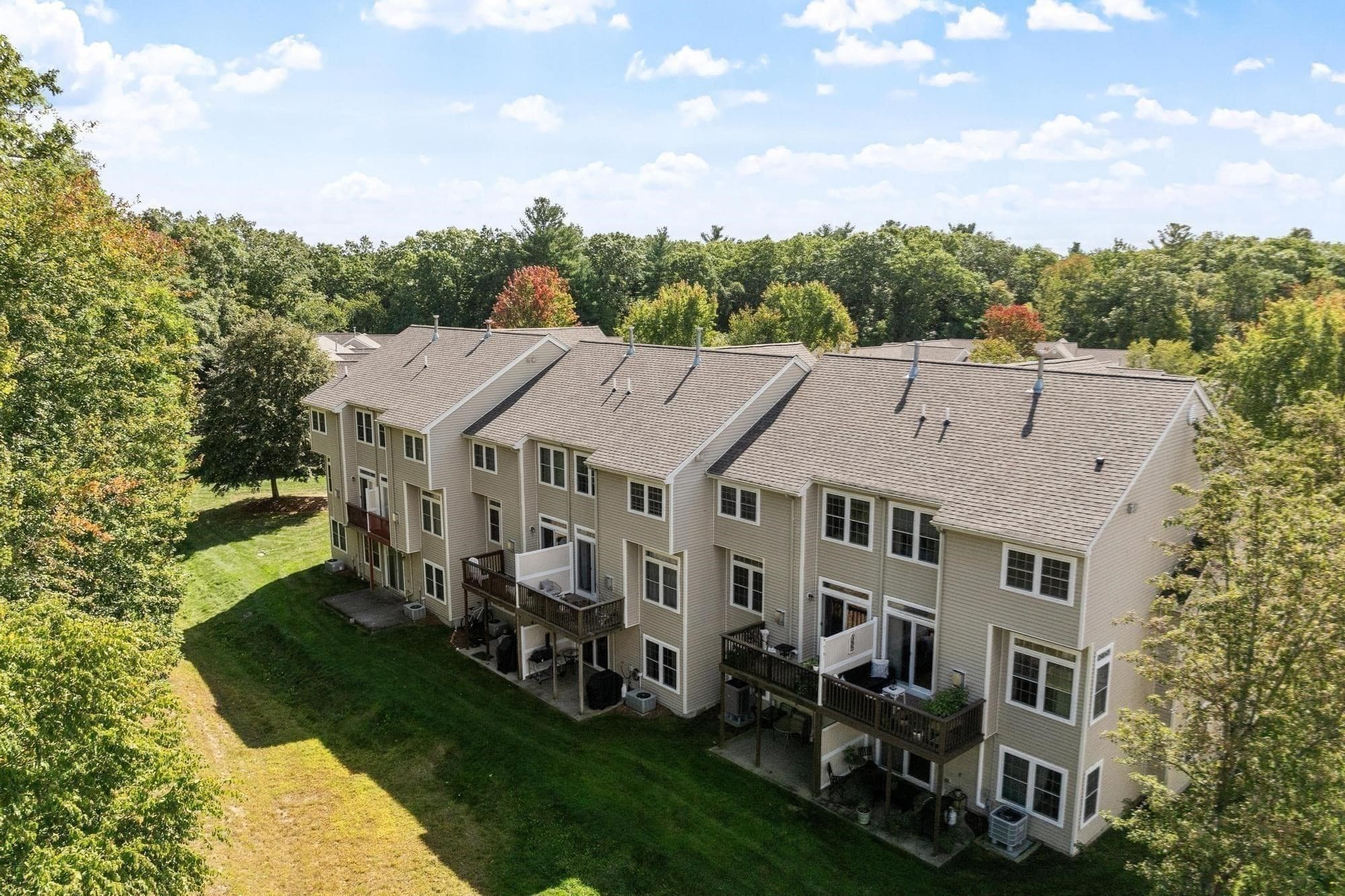 Condominium at 3 Robert Cir # 3, Grafton MA 01536, Grafton, photo 35 of 40