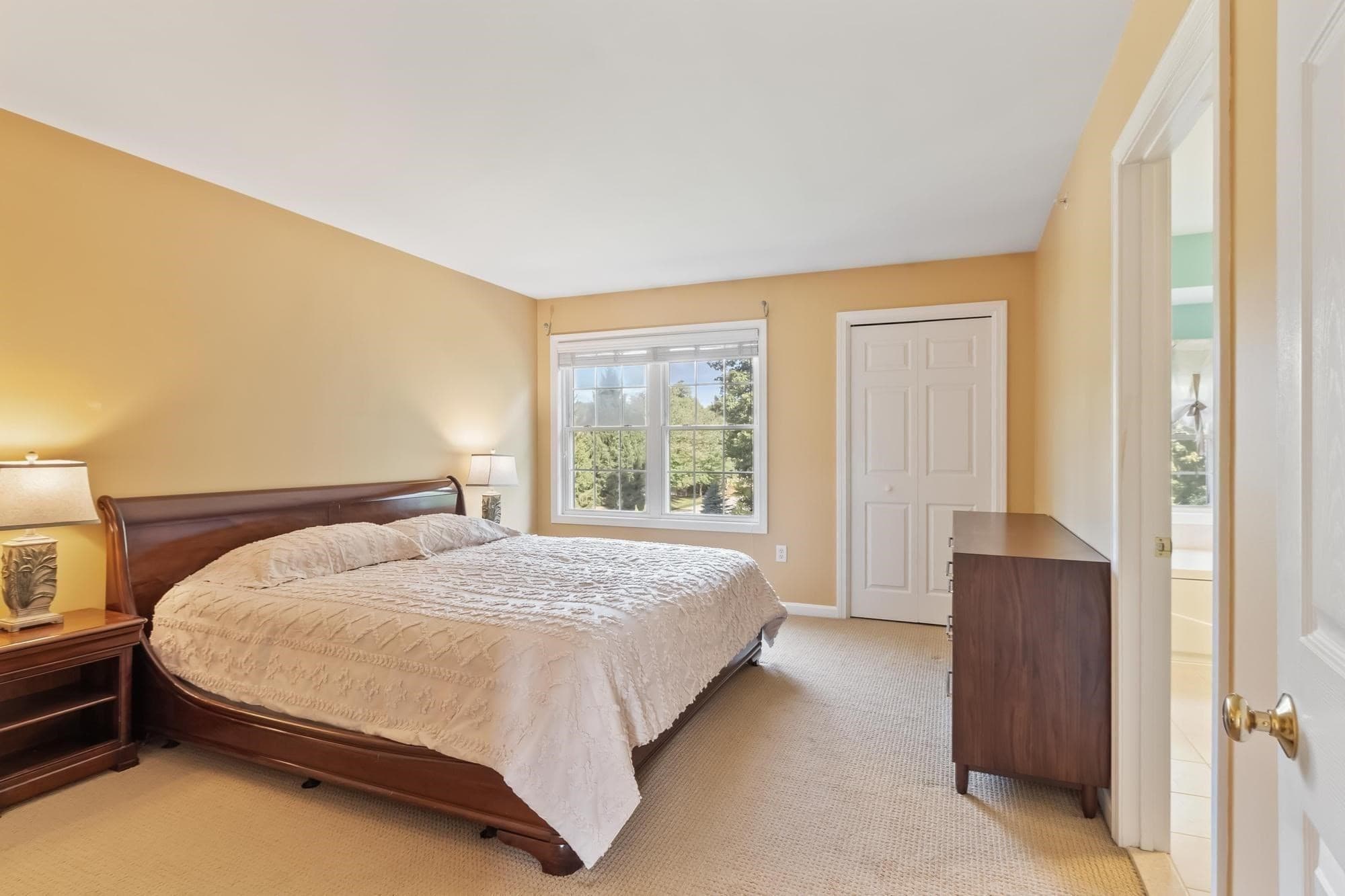 Condominium at 3 Robert Cir # 3, Grafton MA 01536, Grafton, photo 21 of 40