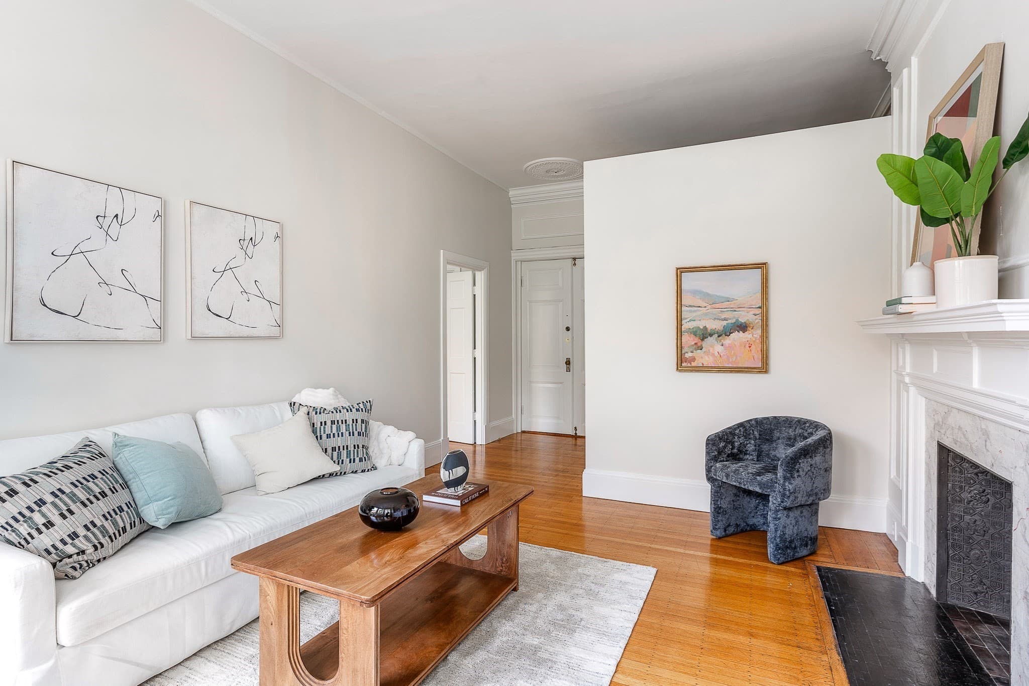 Condominium at 411 Beacon St # 5, Boston MA 02115, Boston, photo 4 of 12