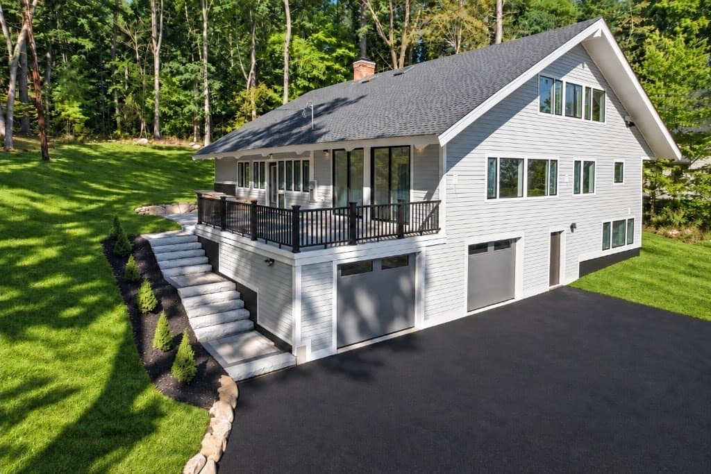 8 Irene Rd, Bedford MA 01730