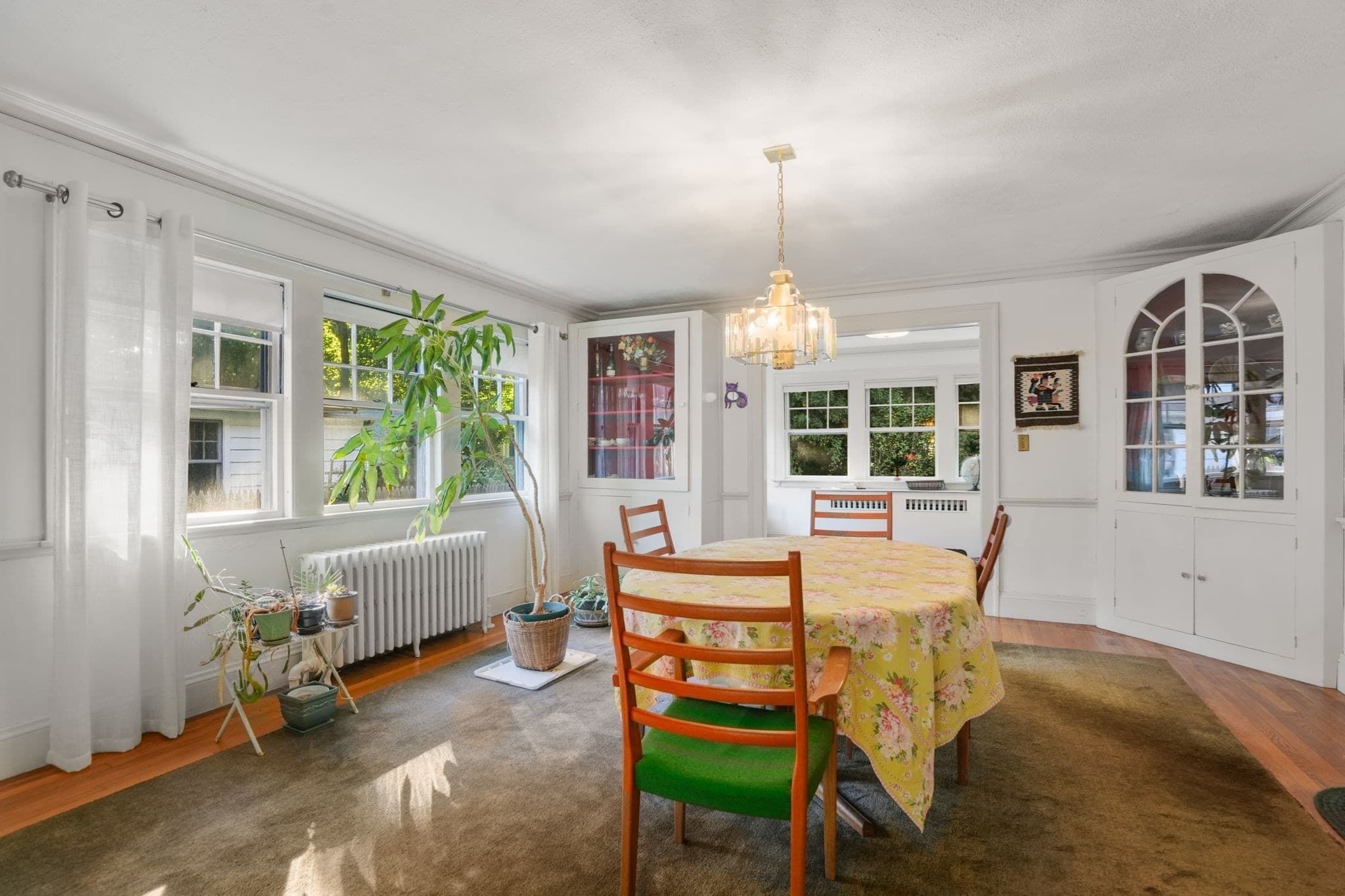 Single Family Residence at 11 Stoneleigh Road, Newton MA 02465, Newton, photo 7 of 38