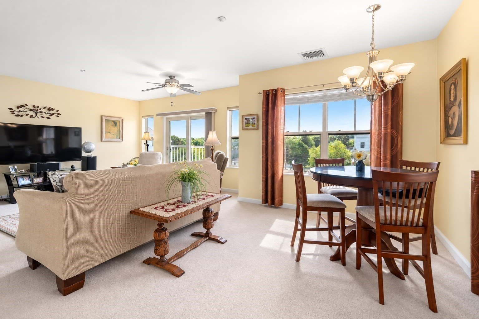 Condominium at 250 Main Street # 402, Hudson MA 01749, Hudson, photo 12 of 39