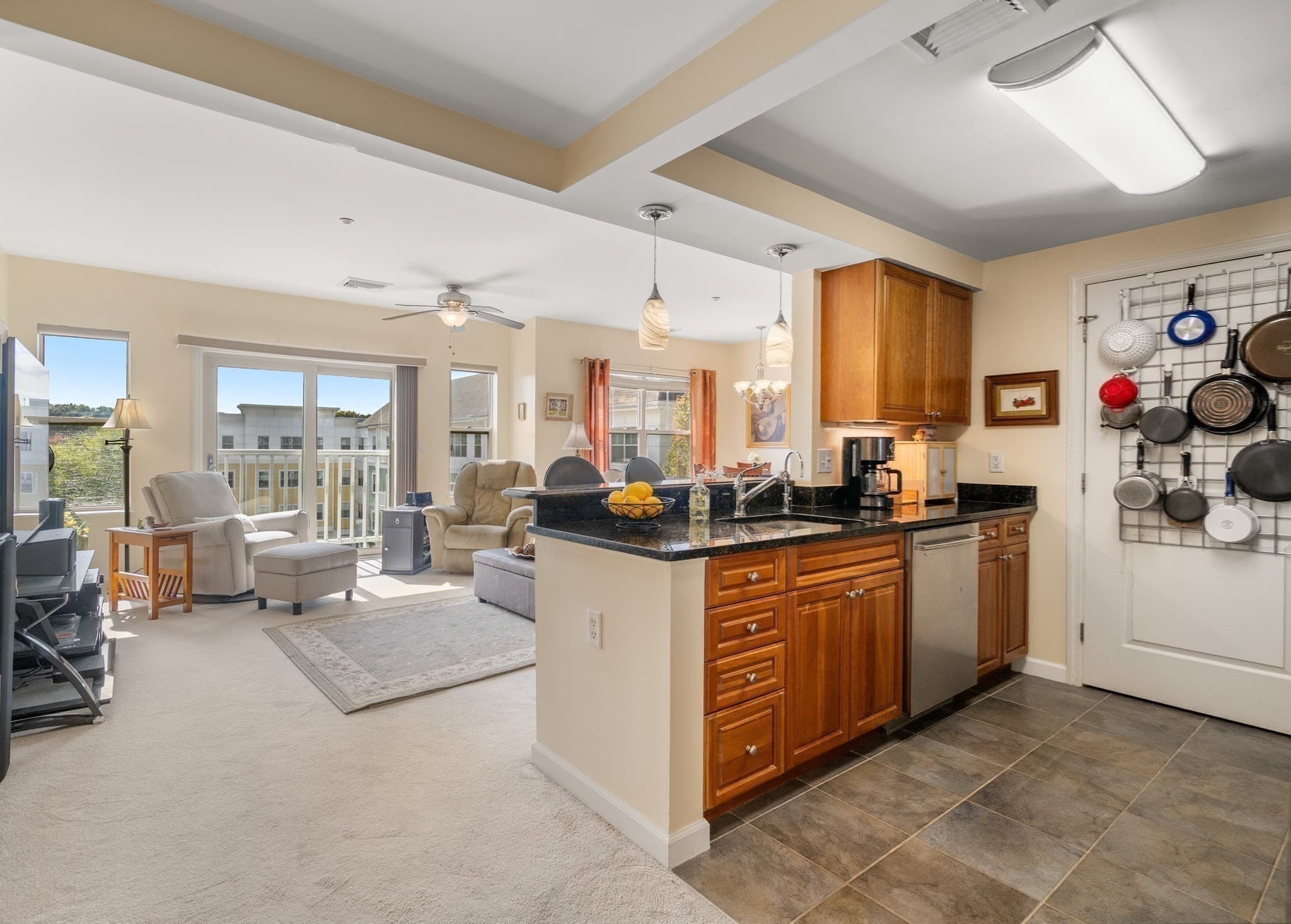 Condominium at 250 Main Street # 402, Hudson MA 01749, Hudson, photo 10 of 39