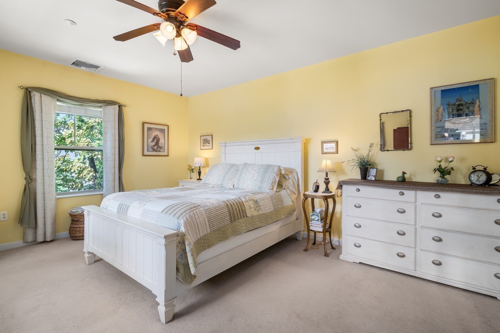 Condominium at 250 Main Street # 402, Hudson MA 01749, Hudson, photo 14 of 39