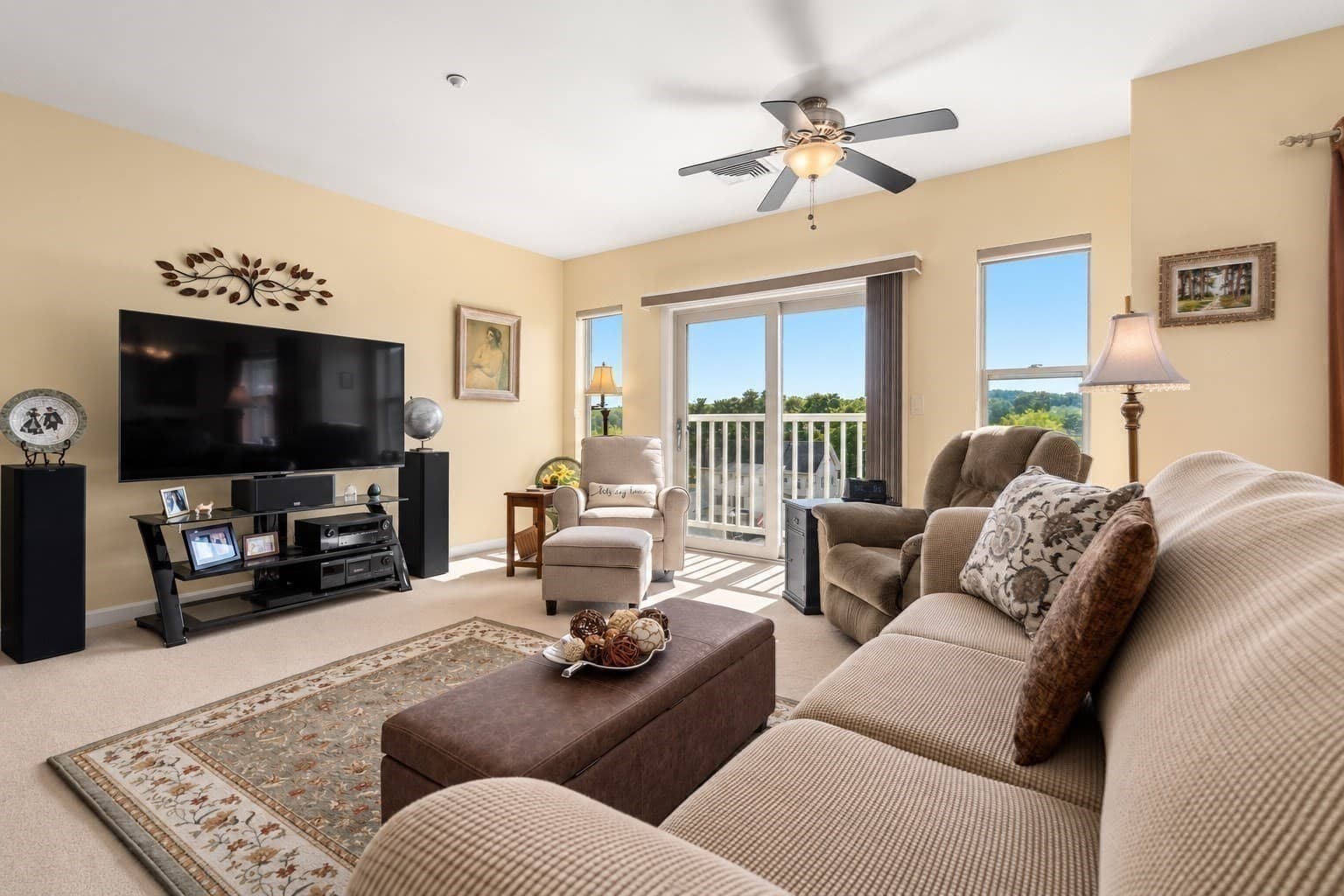 Condominium at 250 Main Street # 402, Hudson MA 01749, Hudson, photo 11 of 39