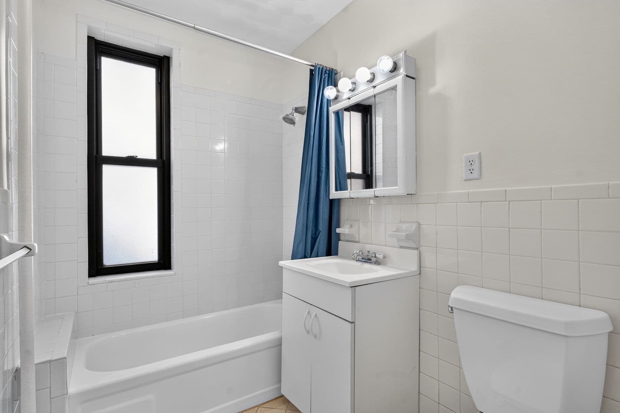 Condominium at 107 Jersey St # 7, Boston MA 02215, Boston, photo 5 of 9