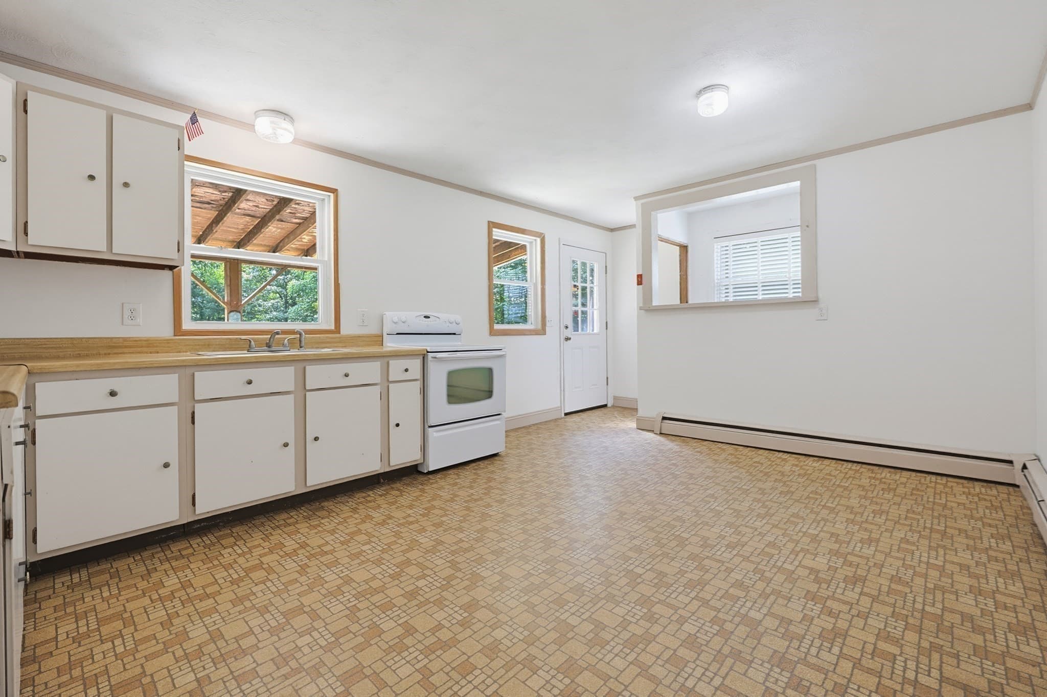 Single Family Residence at 249 Keys Rd, Warren MA 01585, Warren, photo 9 of 35