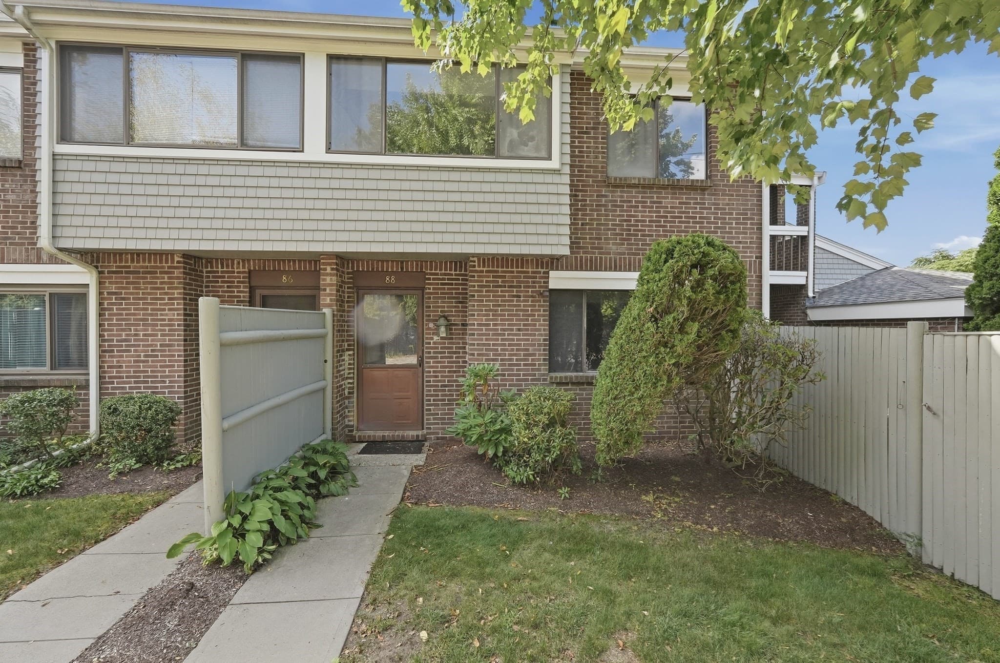 88 Bailey St # 88, Stoughton MA 02072