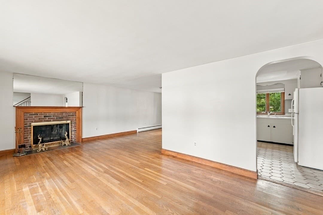 Single Family Residence at 124 King Hill Road, Braintree MA 02184, Braintree, photo 6 of 42